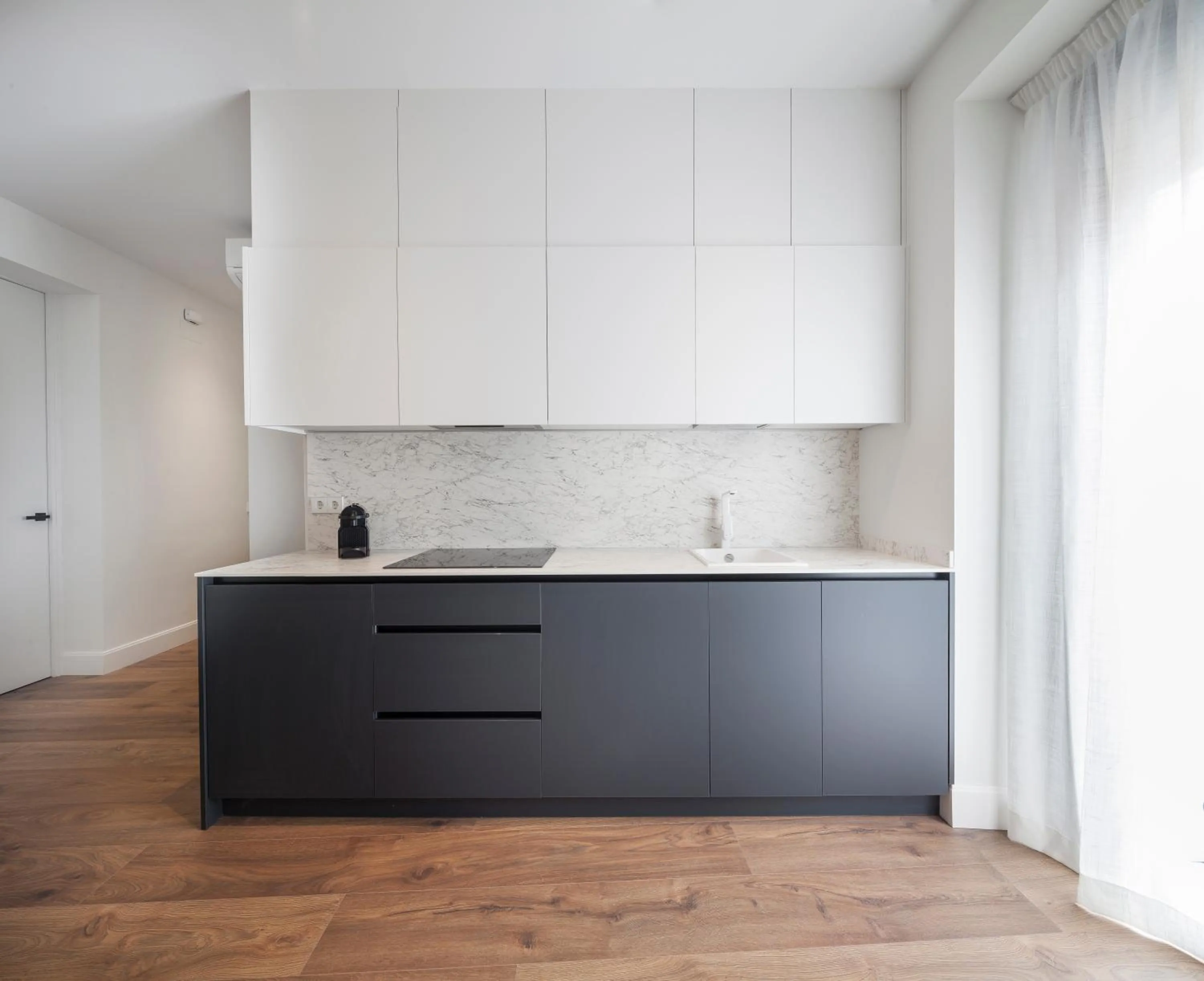 Kitchen or kitchenette in Mante House - Malasaña Design