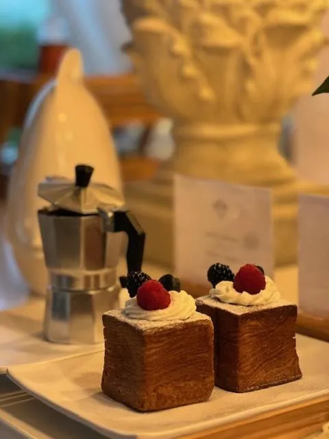 Breakfast in Romantic Relais Sorrento