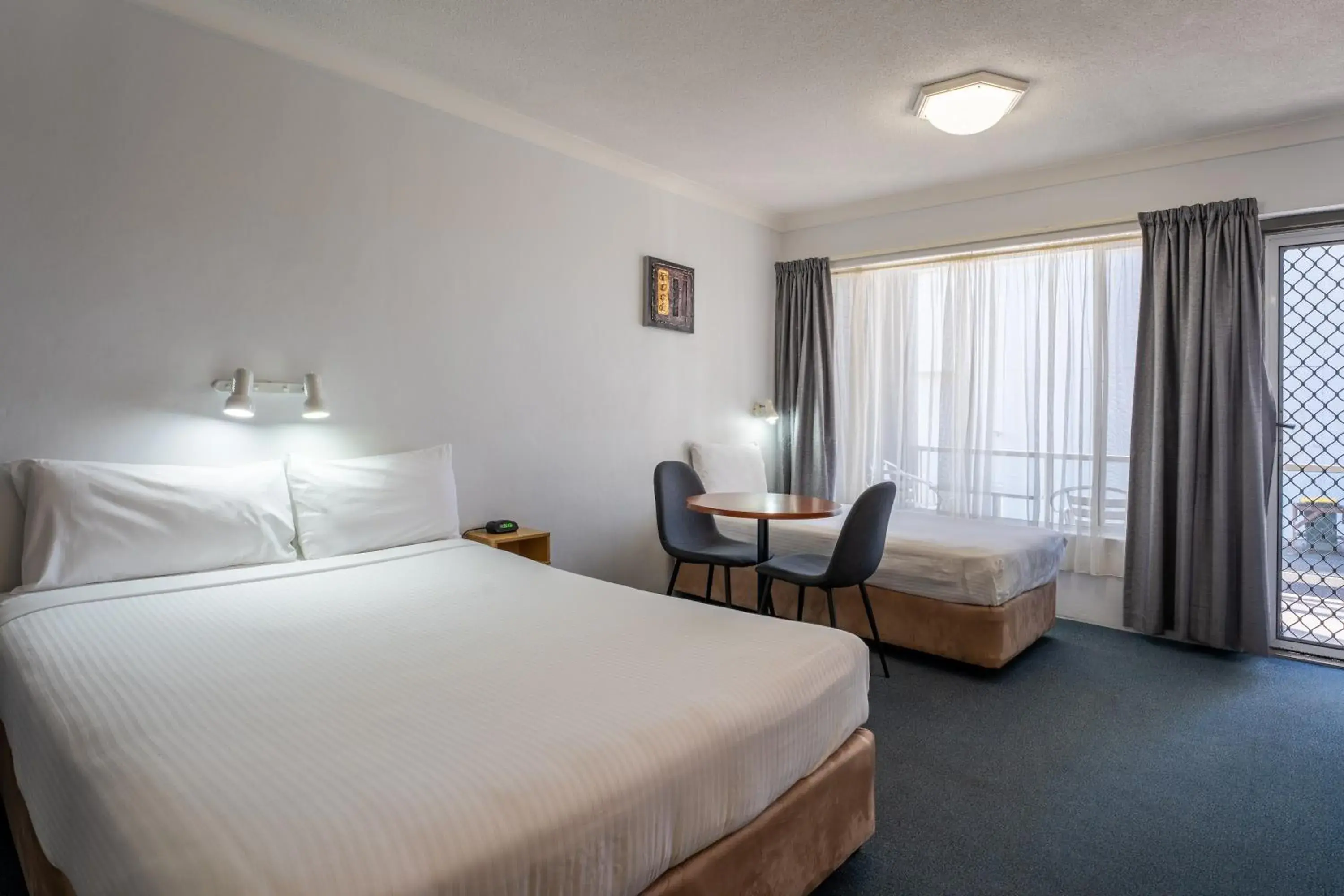 Family Apartment with Balcony in Port Aloha Motel Family Apartment with Balcony in Port Aloha Motel