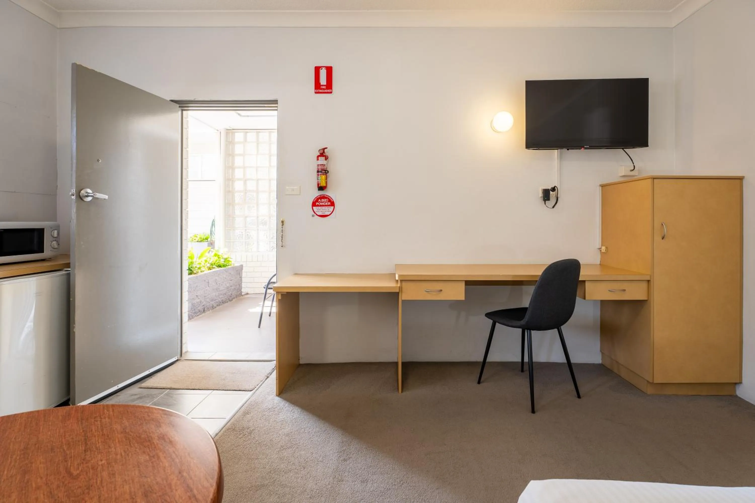 Bedroom in Port Aloha Motel