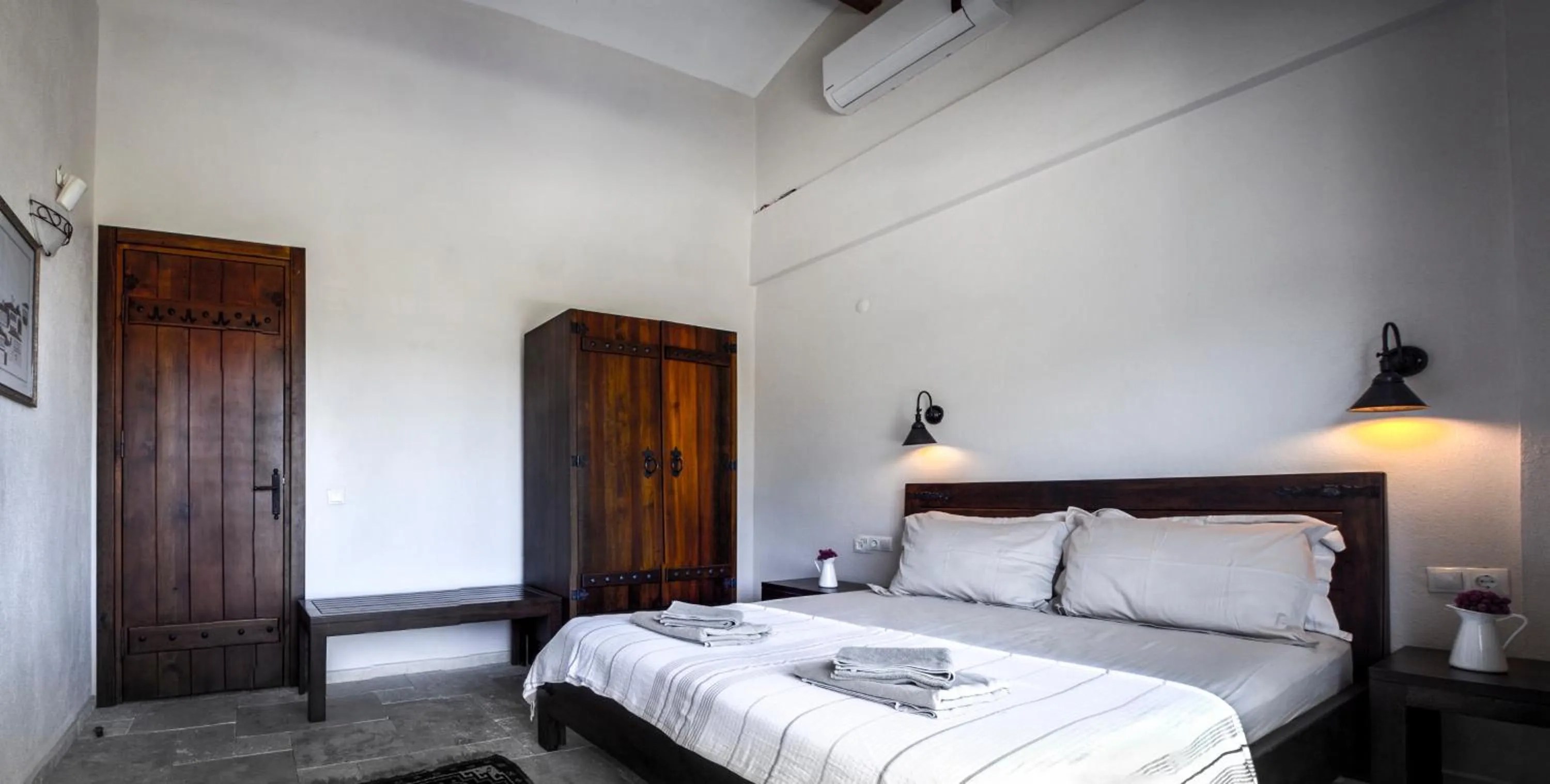 Bedroom, Bed in Kekik Otel Selimiye