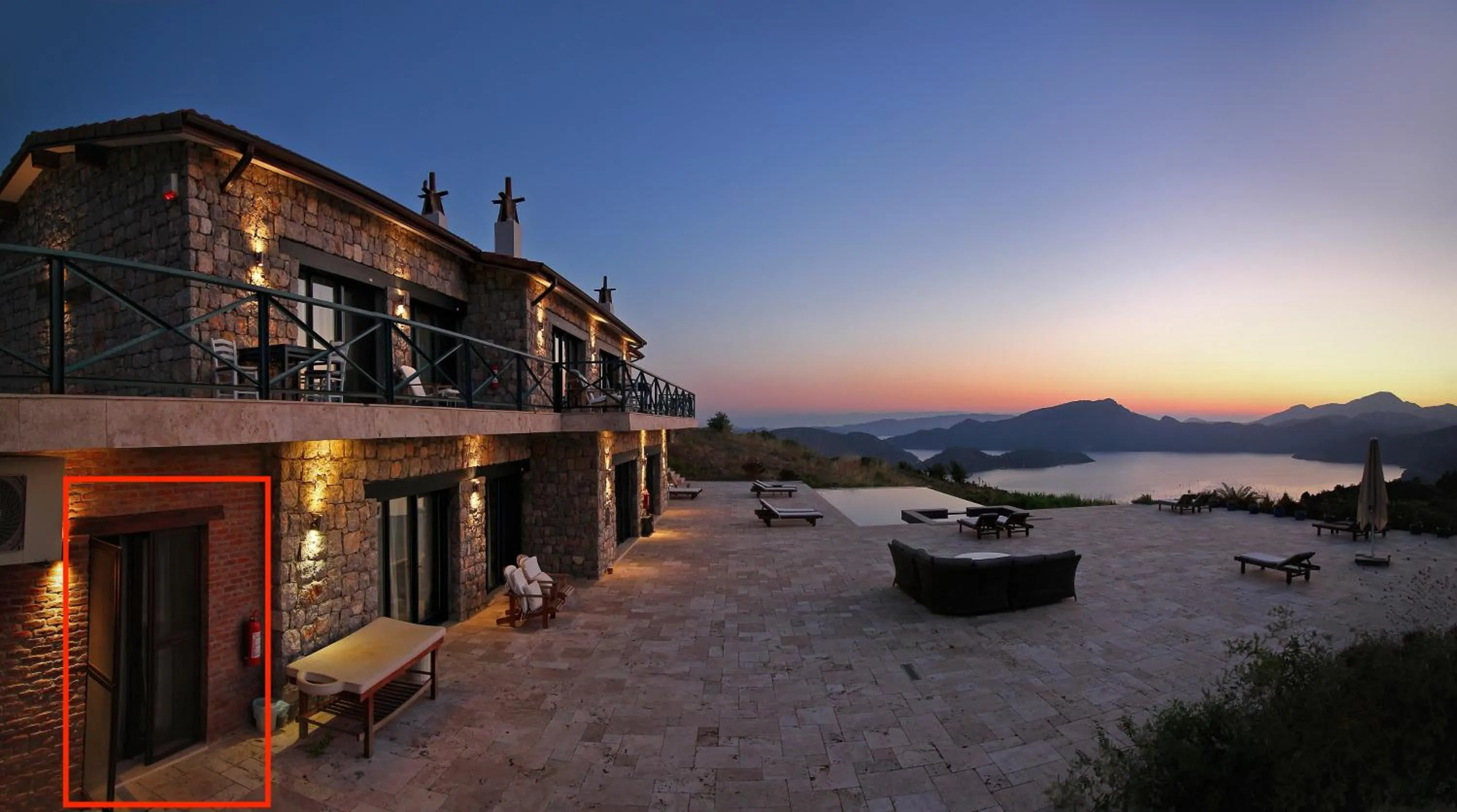 Property building in Kekik Otel Selimiye