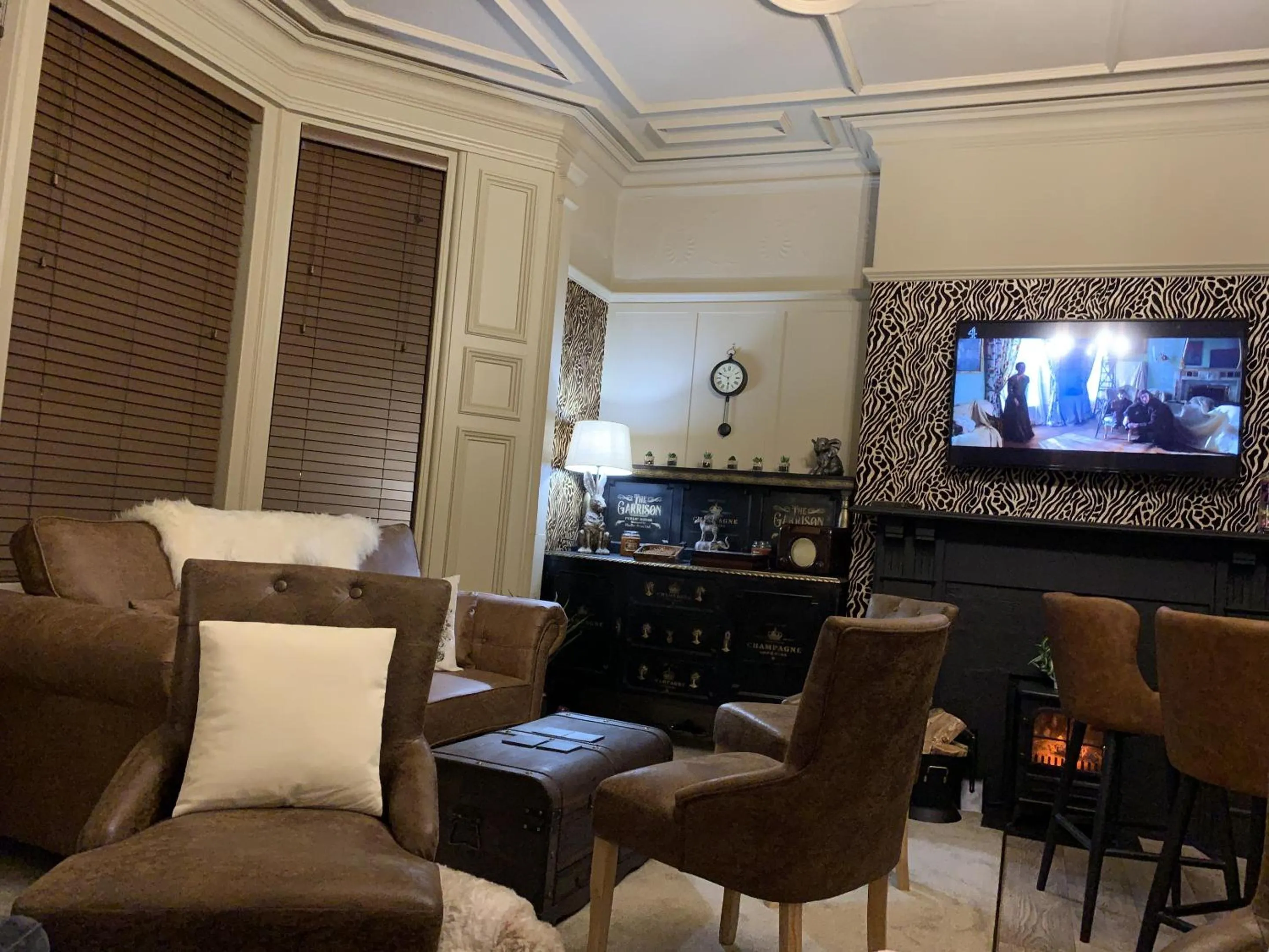 Lounge or bar in Kingsmere Guest House