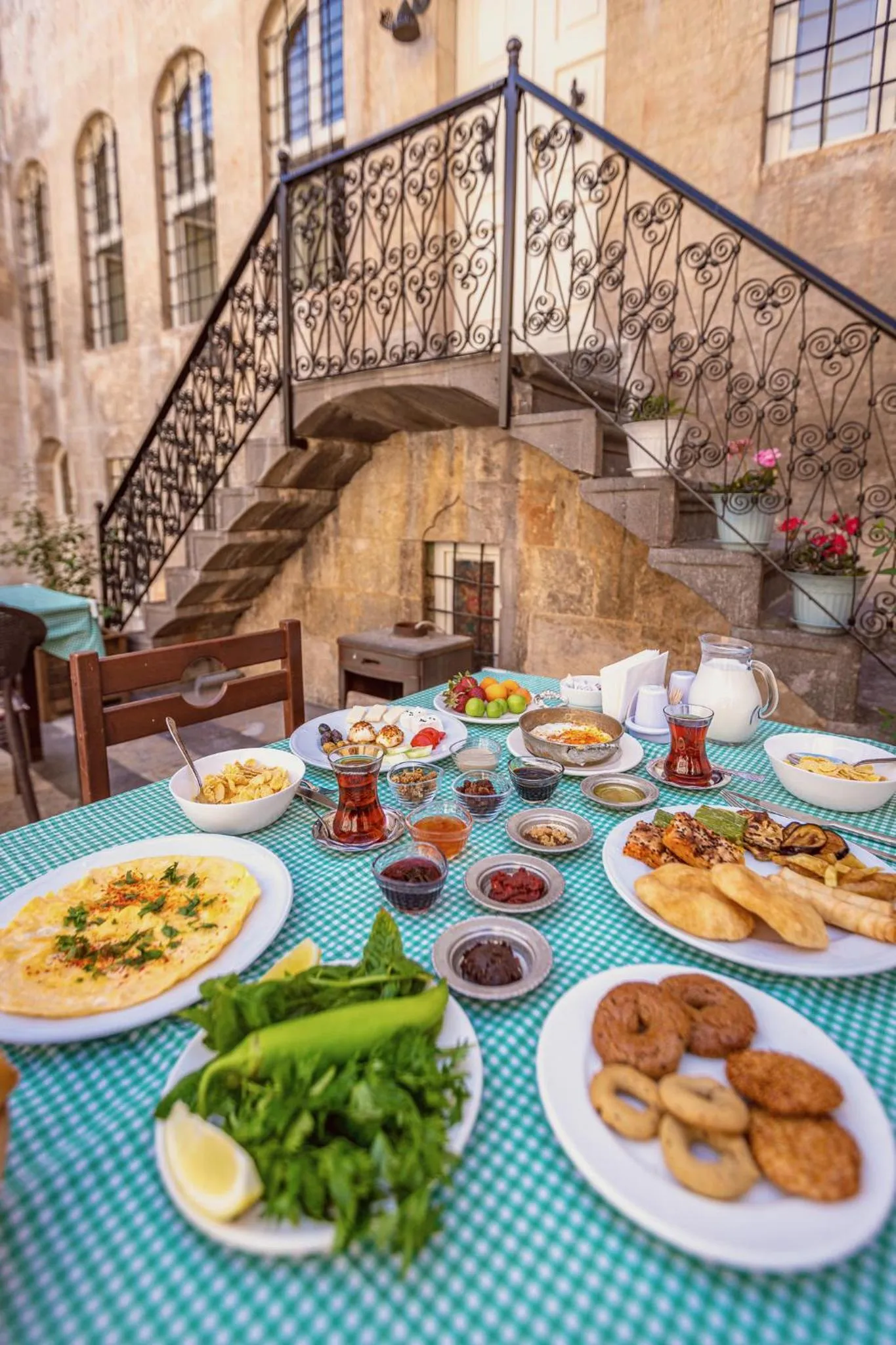 Buffet breakfast in Anadolu Evleri