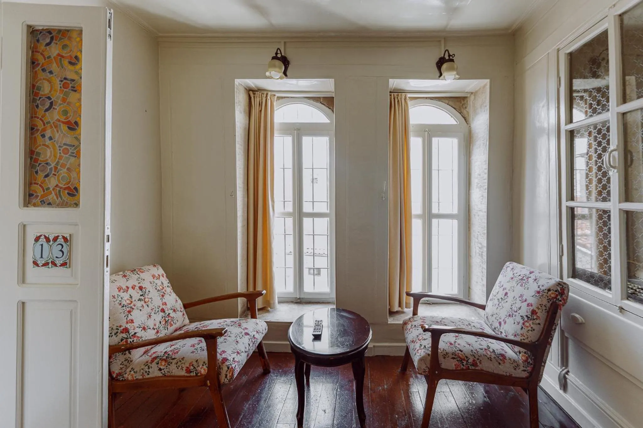 Seating area in Anadolu Evleri