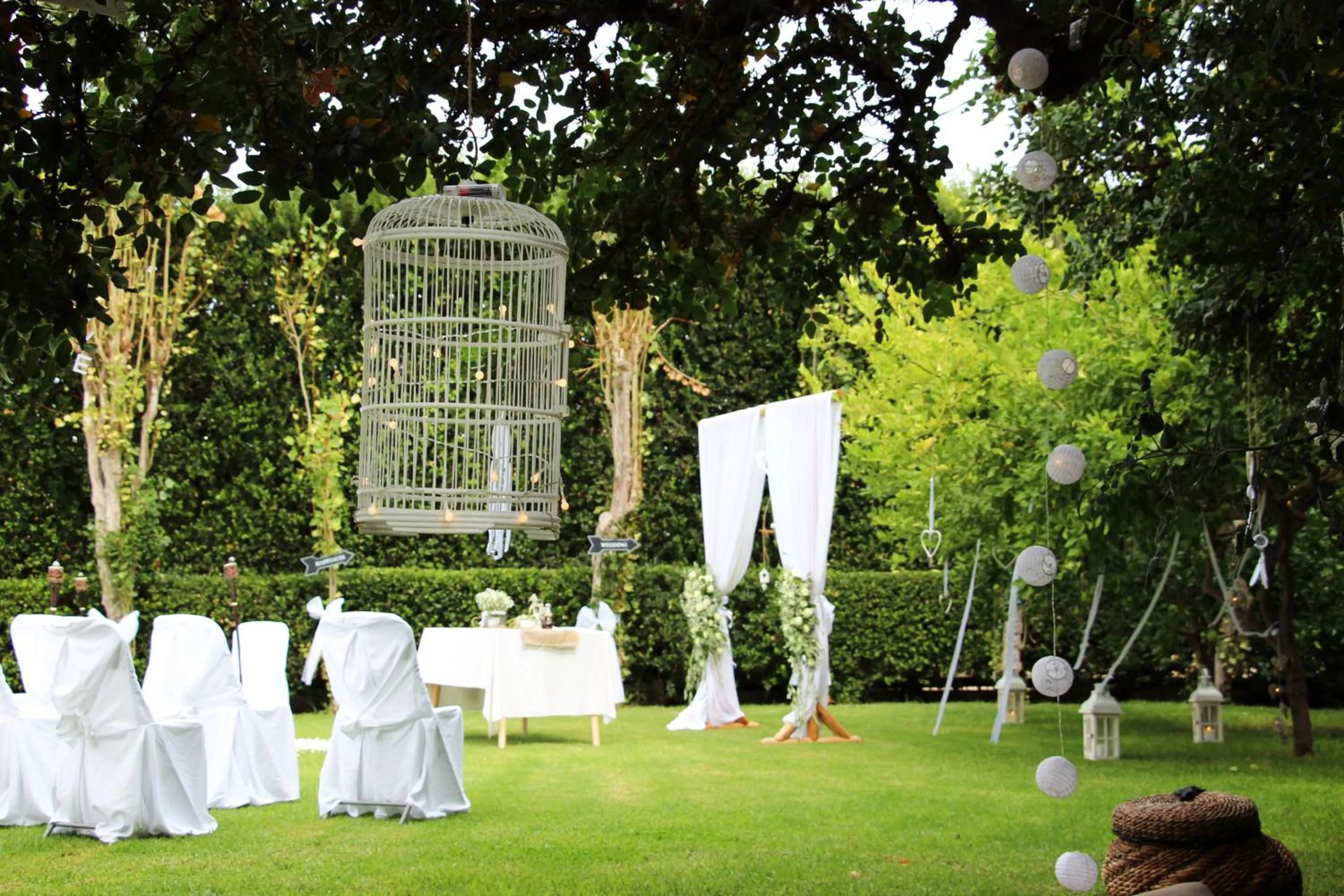 Garden in Marigianna Apartments