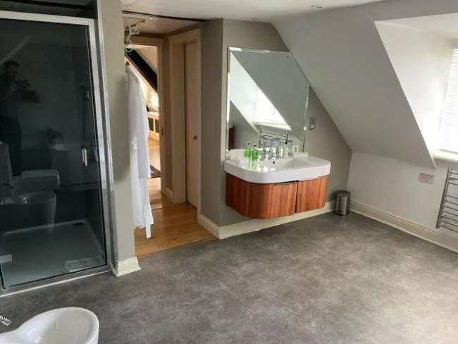 The White Horse Hotel, Romsey, Hampshire - The Coaching Inn Group