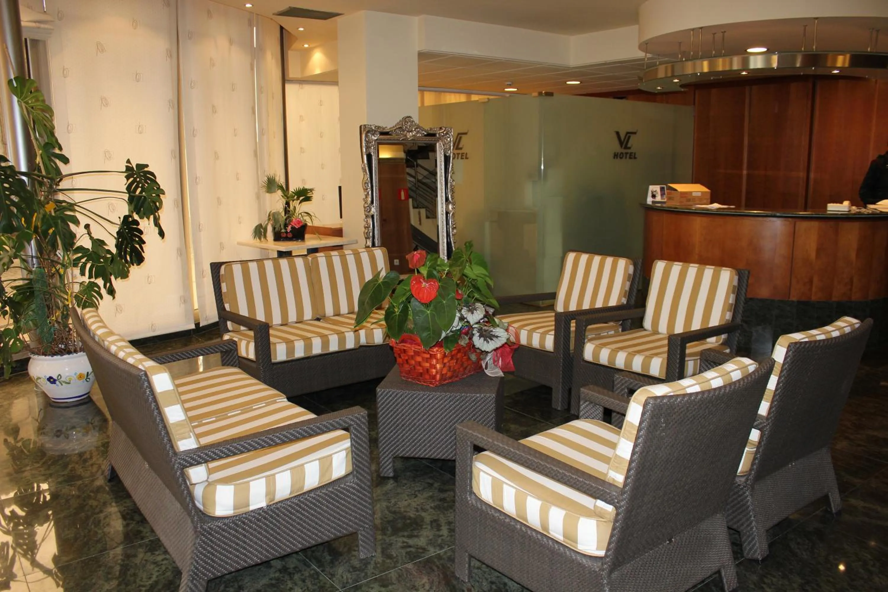 Lobby or reception in Hotel Villa de Larraga