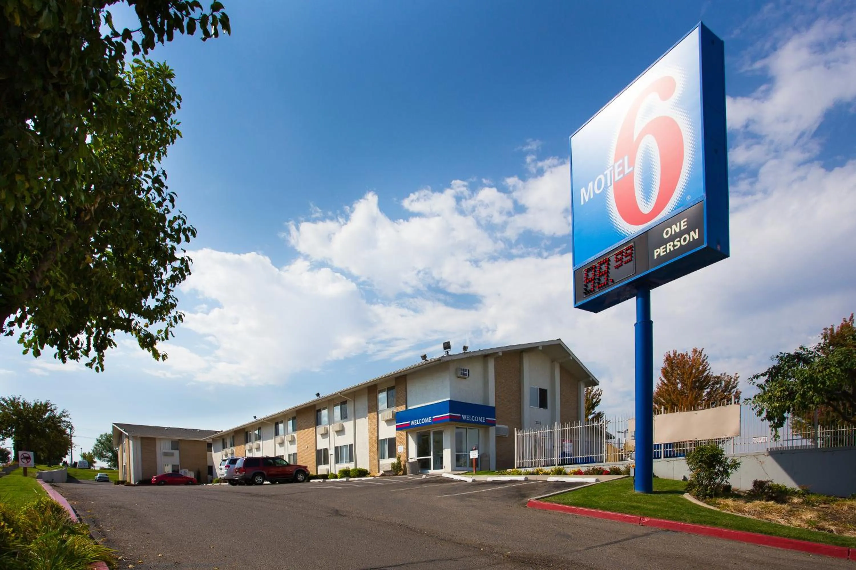 Property building in Motel 6 Boise - Airport