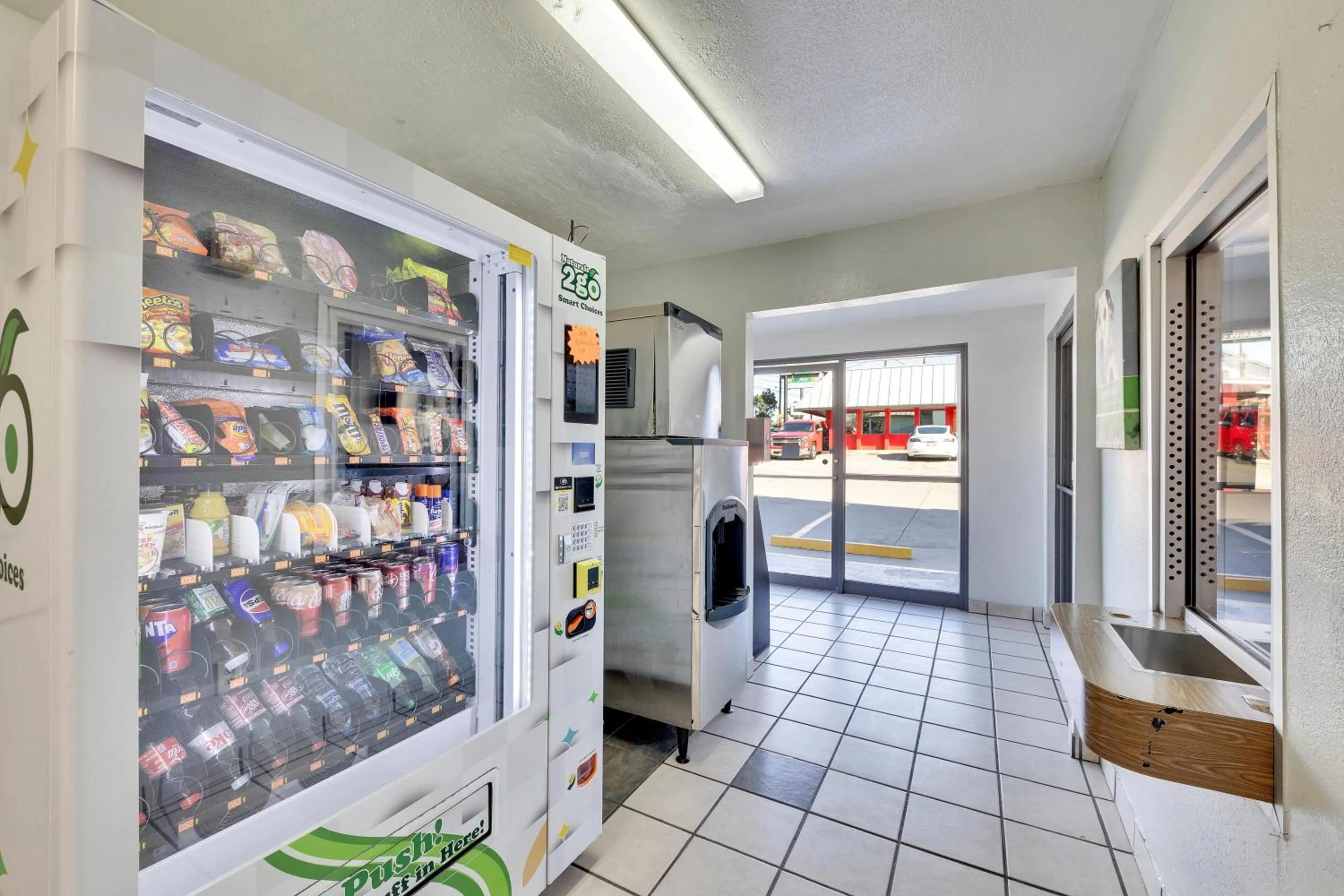 vending machine in Motel 6-Austin, TX - Airport - South