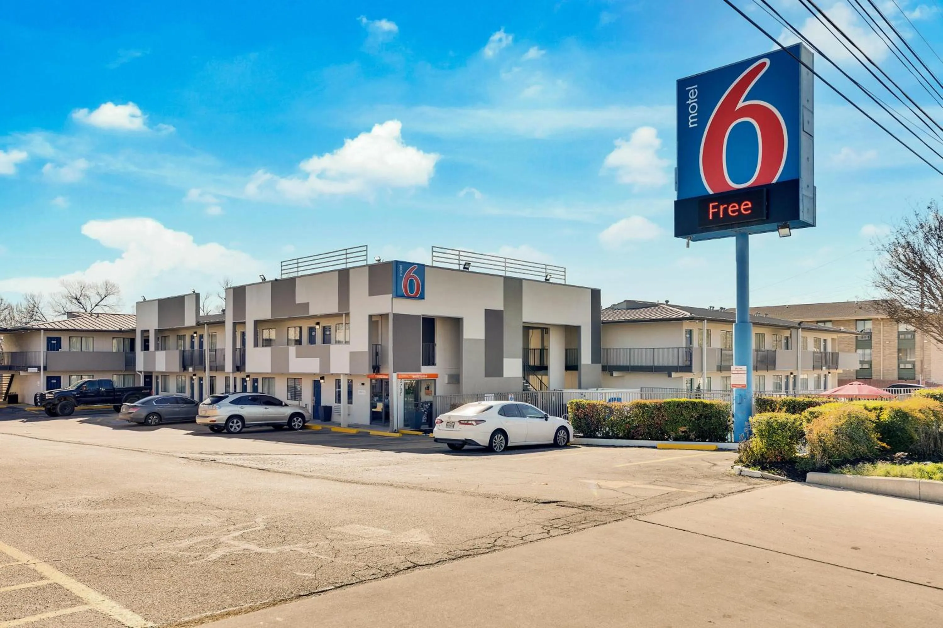Property building in Motel 6-Austin, TX - Airport - South