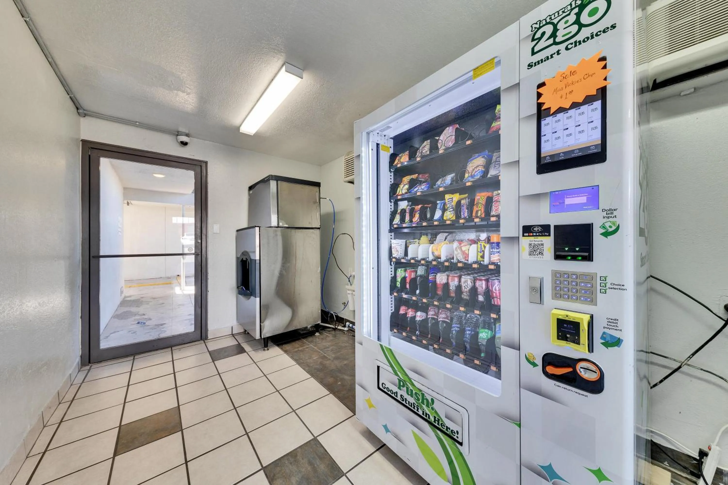 vending machine in Motel 6-Austin, TX - Airport - South