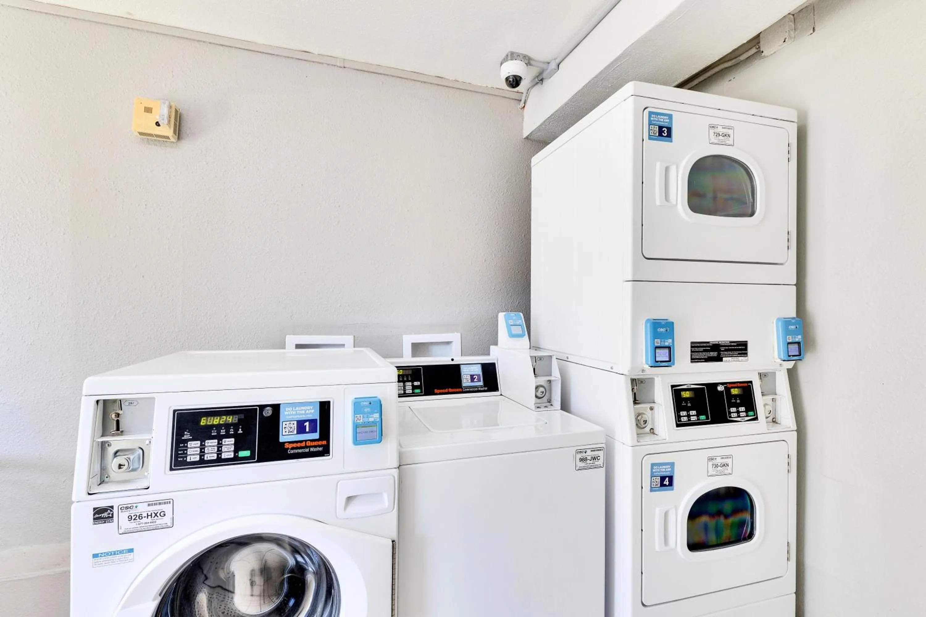 laundry in Motel 6-Austin, TX - Airport - South