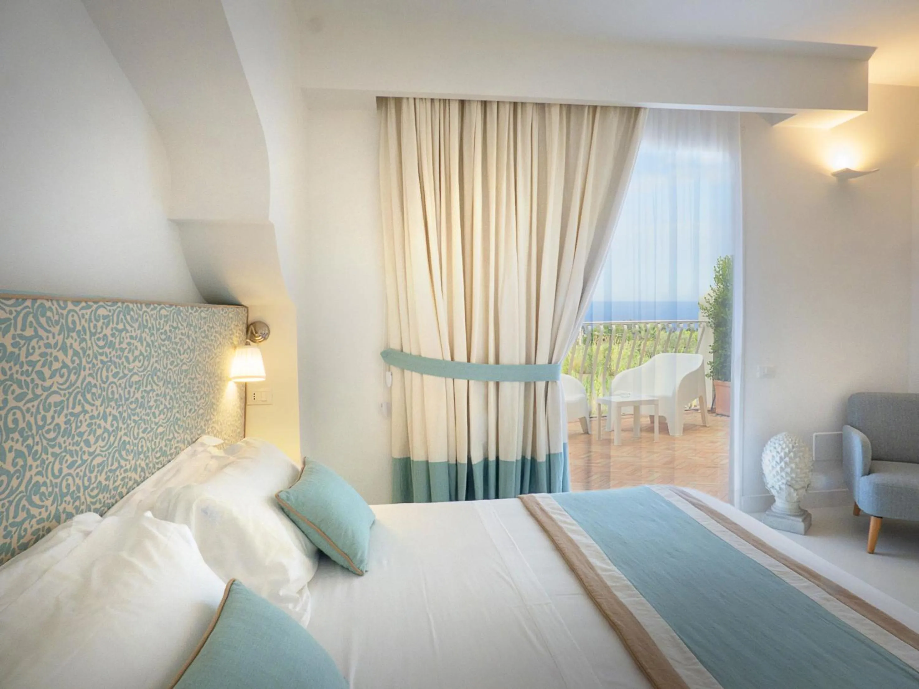 Balcony/Terrace, Bed in Il Borghetto Resort & Spa