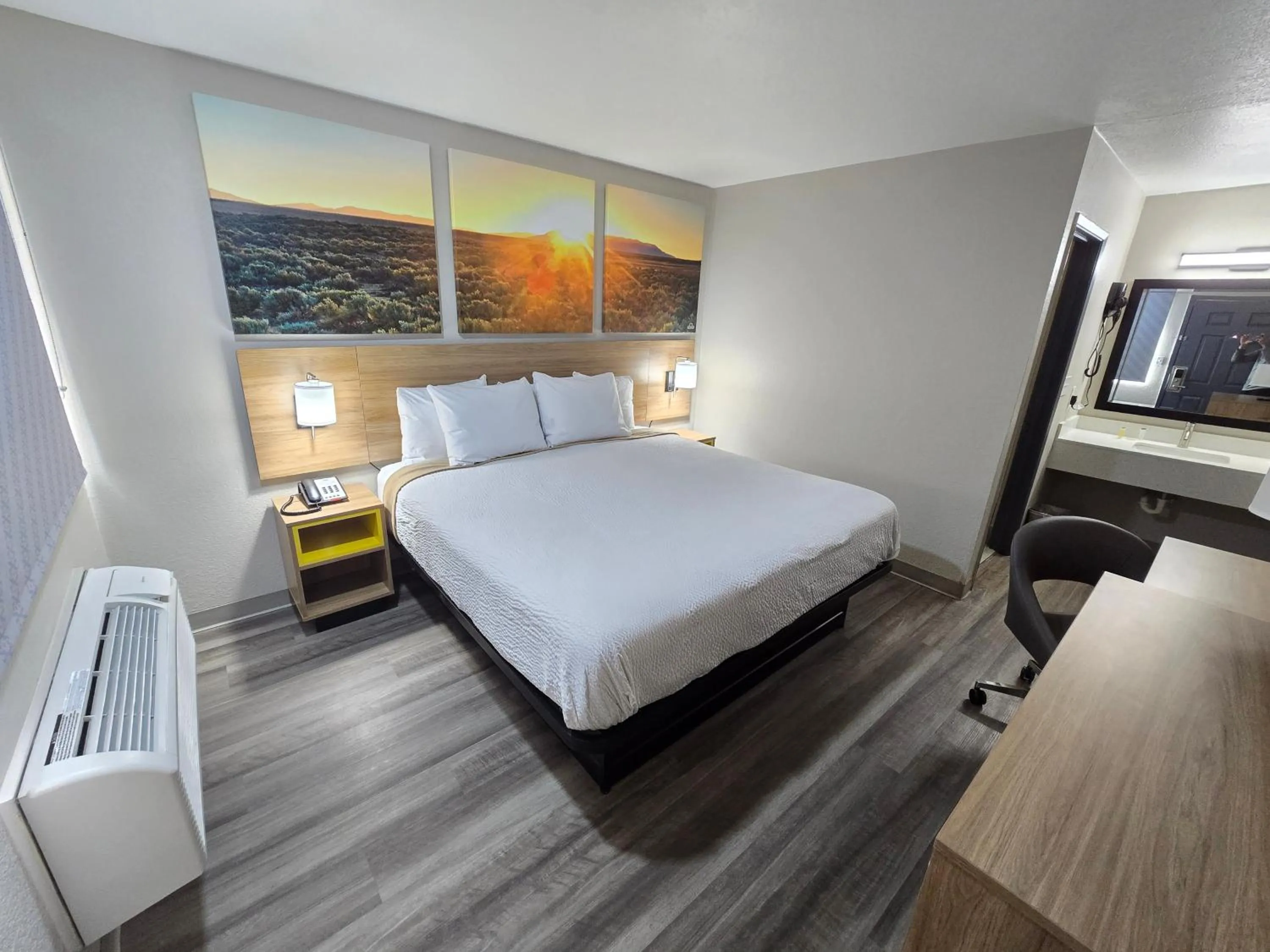 Bed in Days Inn by Wyndham Wichita Falls