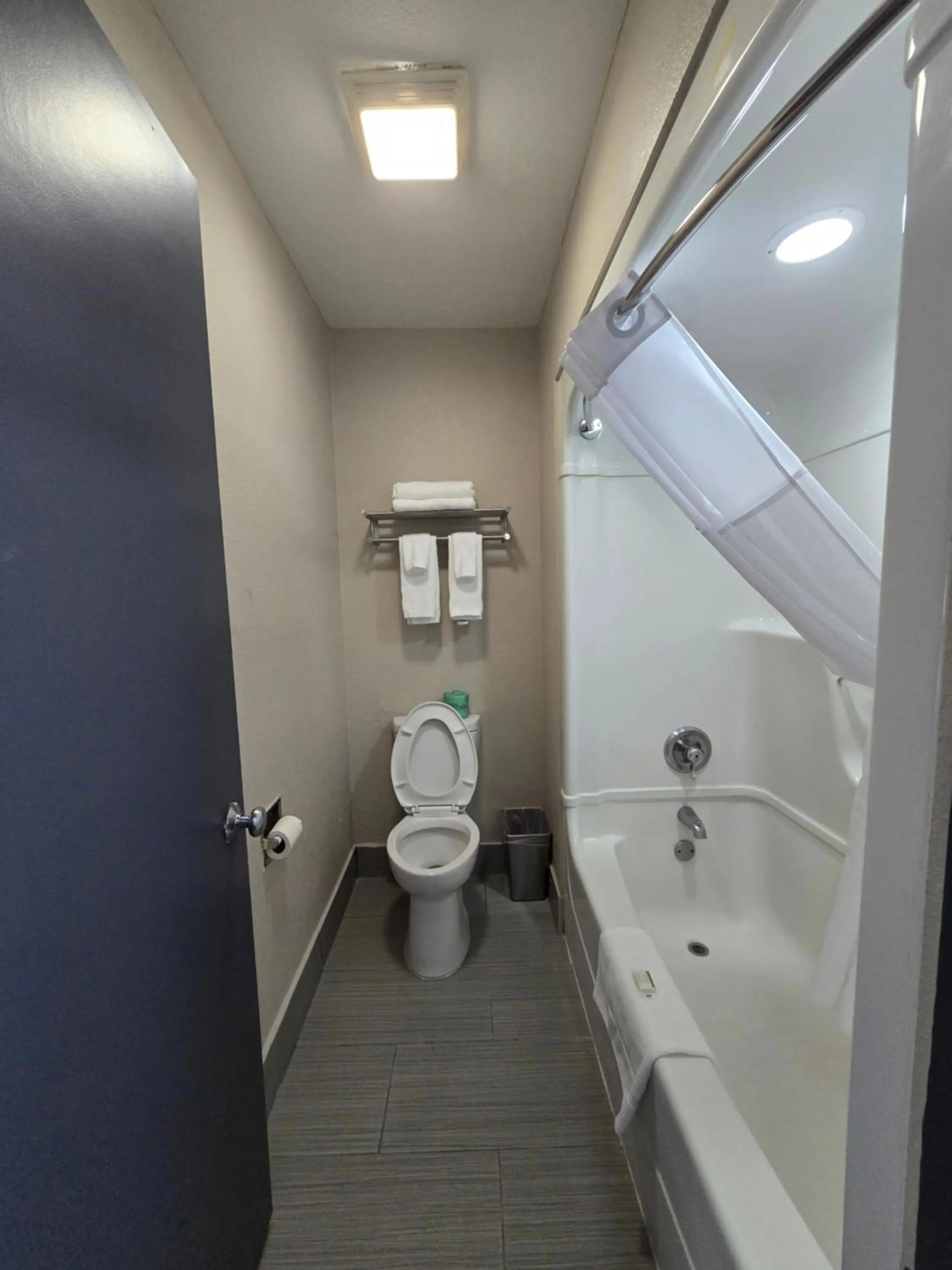 Days Inn by Wyndham Wichita Falls