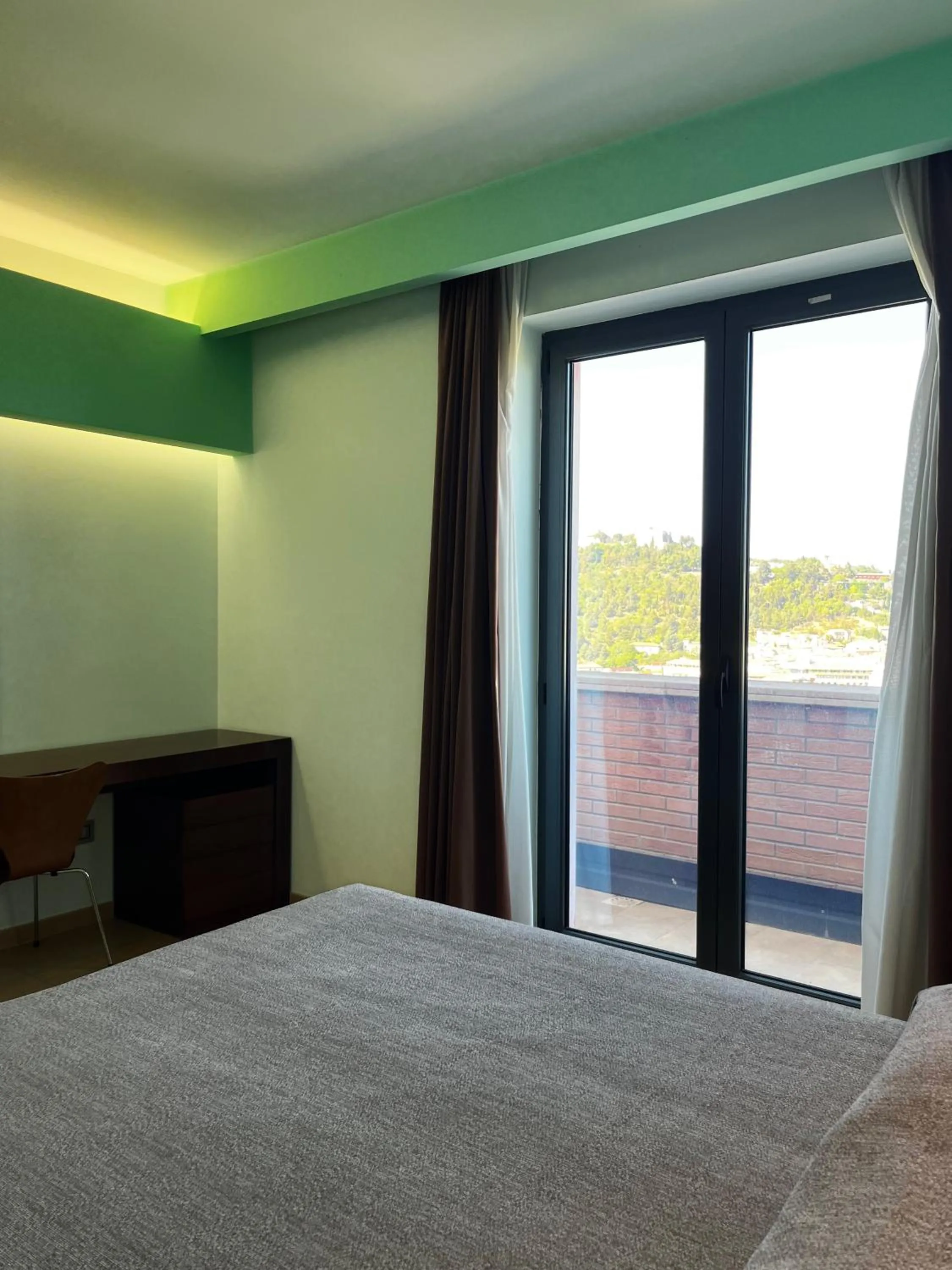 Hot Tub, Bed in don guglielmo panoramic hotel & spa