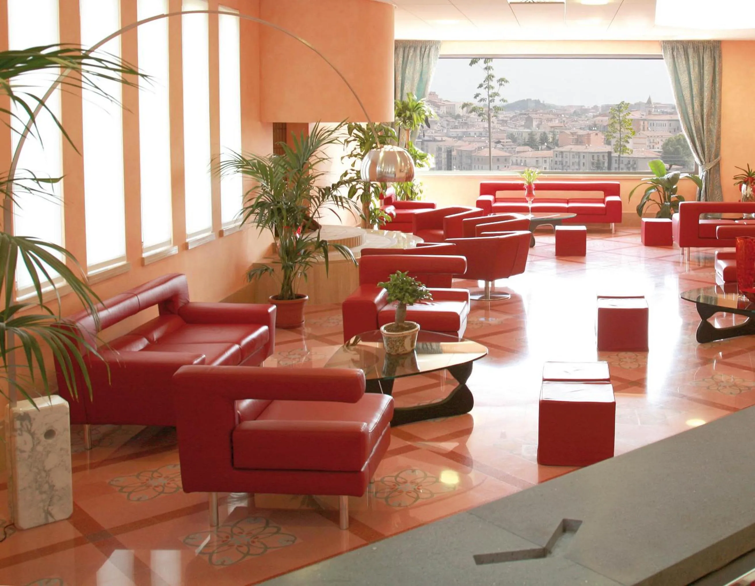 Communal lounge/ TV room in don guglielmo panoramic hotel & spa