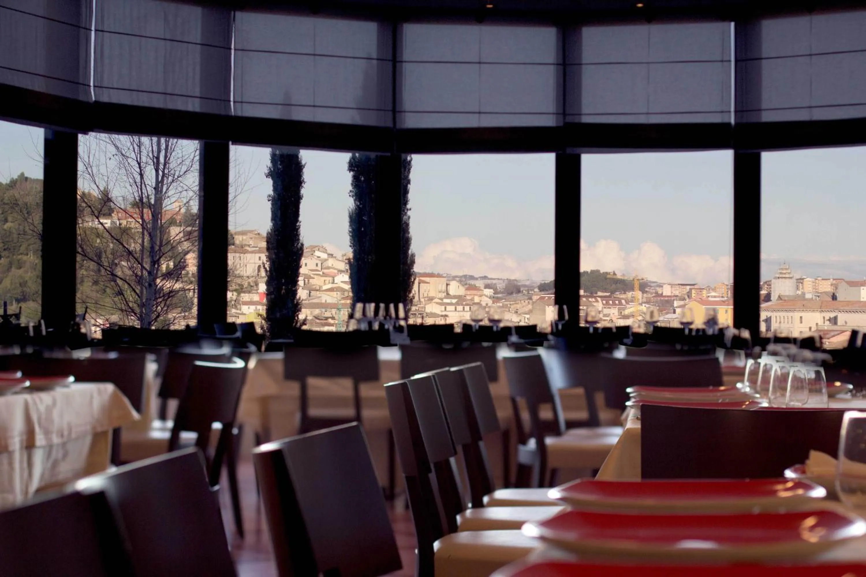 Restaurant/places to eat in don guglielmo panoramic hotel & spa