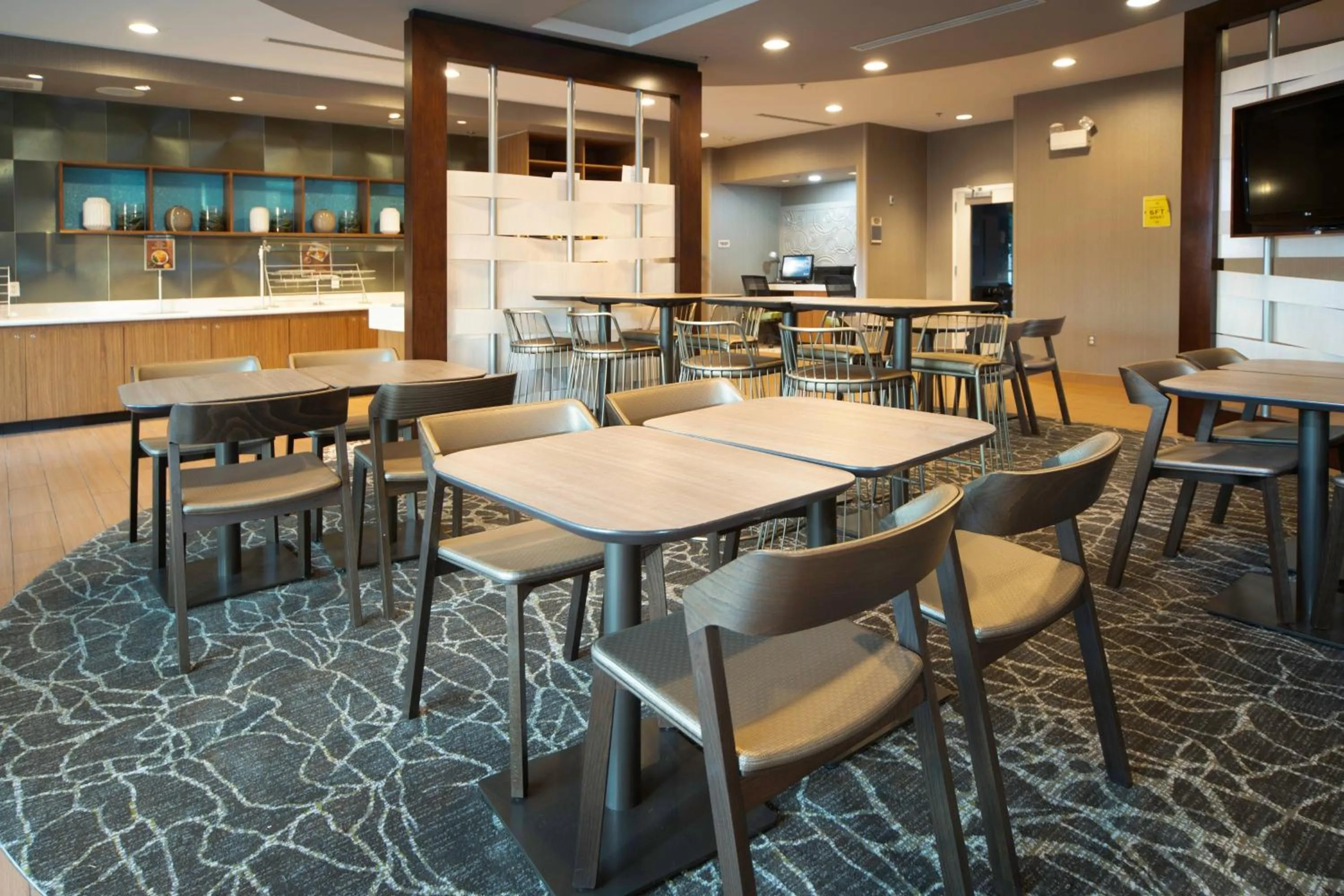 Breakfast in SpringHill Suites by Marriott Philadelphia Valley Forge/King of Prussia