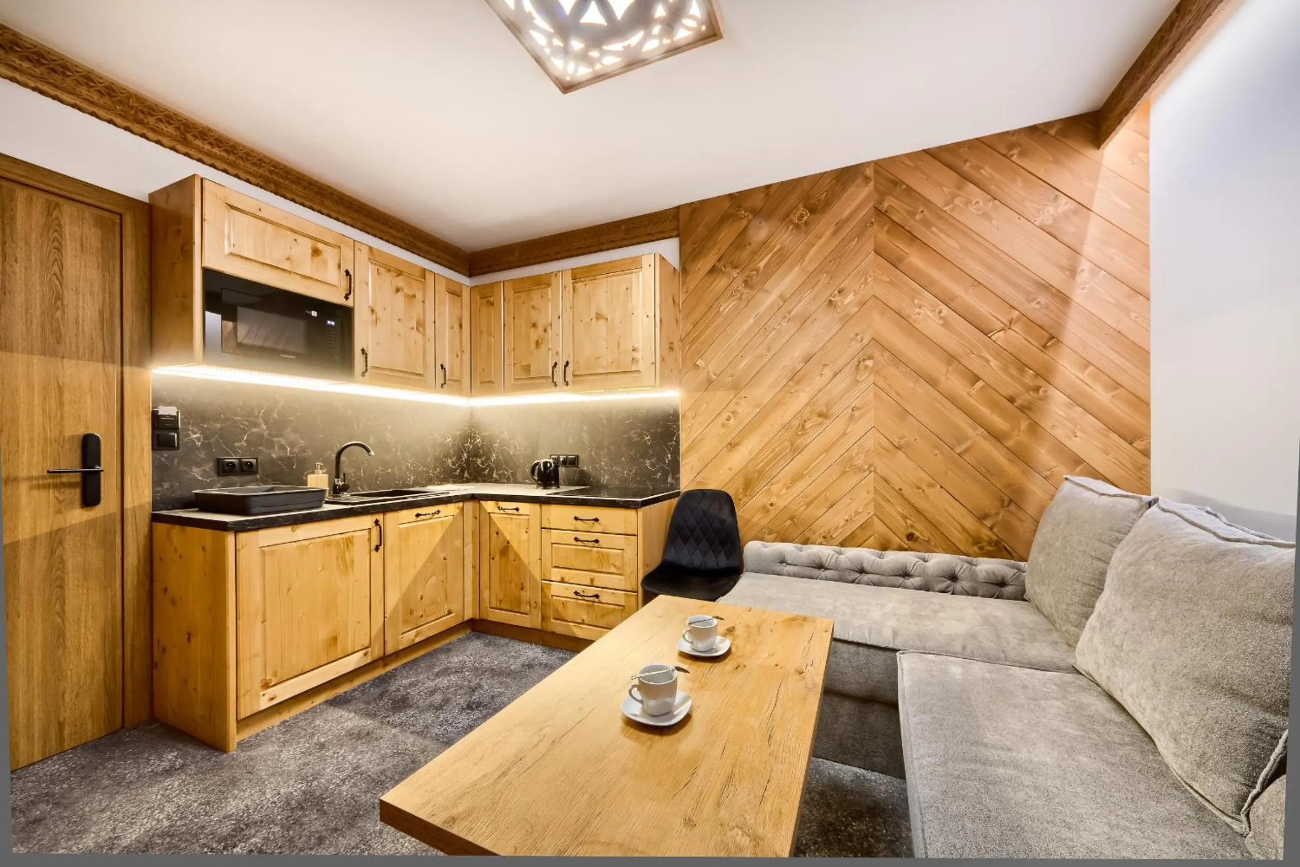 TV and multimedia in Apartamenty Willa Kamila Zakopane z Jacuzzi