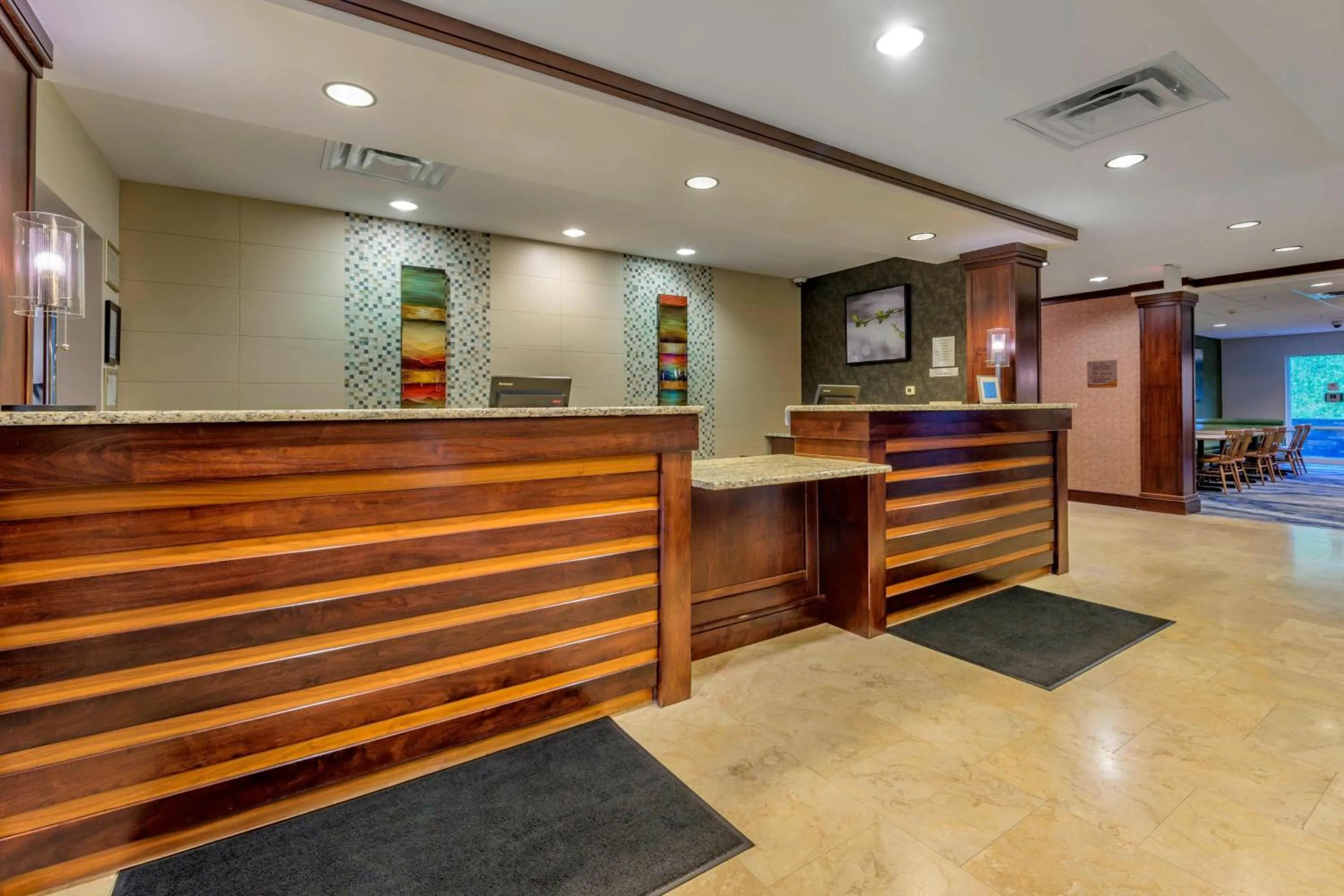 Lobby or reception in Fairfield Inn & Suites by Marriott Slippery Rock
