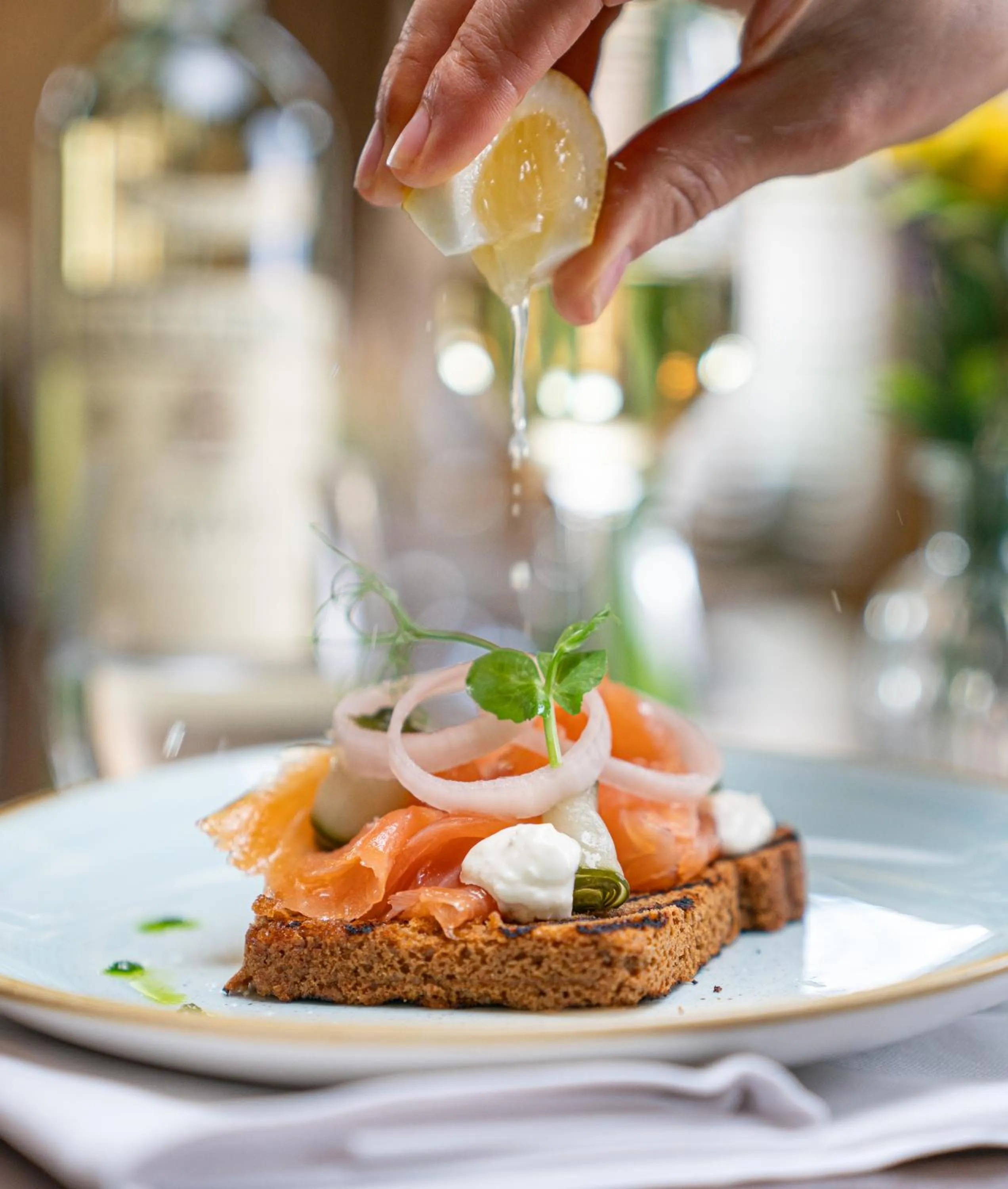 Restaurant/places to eat in Pontlands Park Hotel