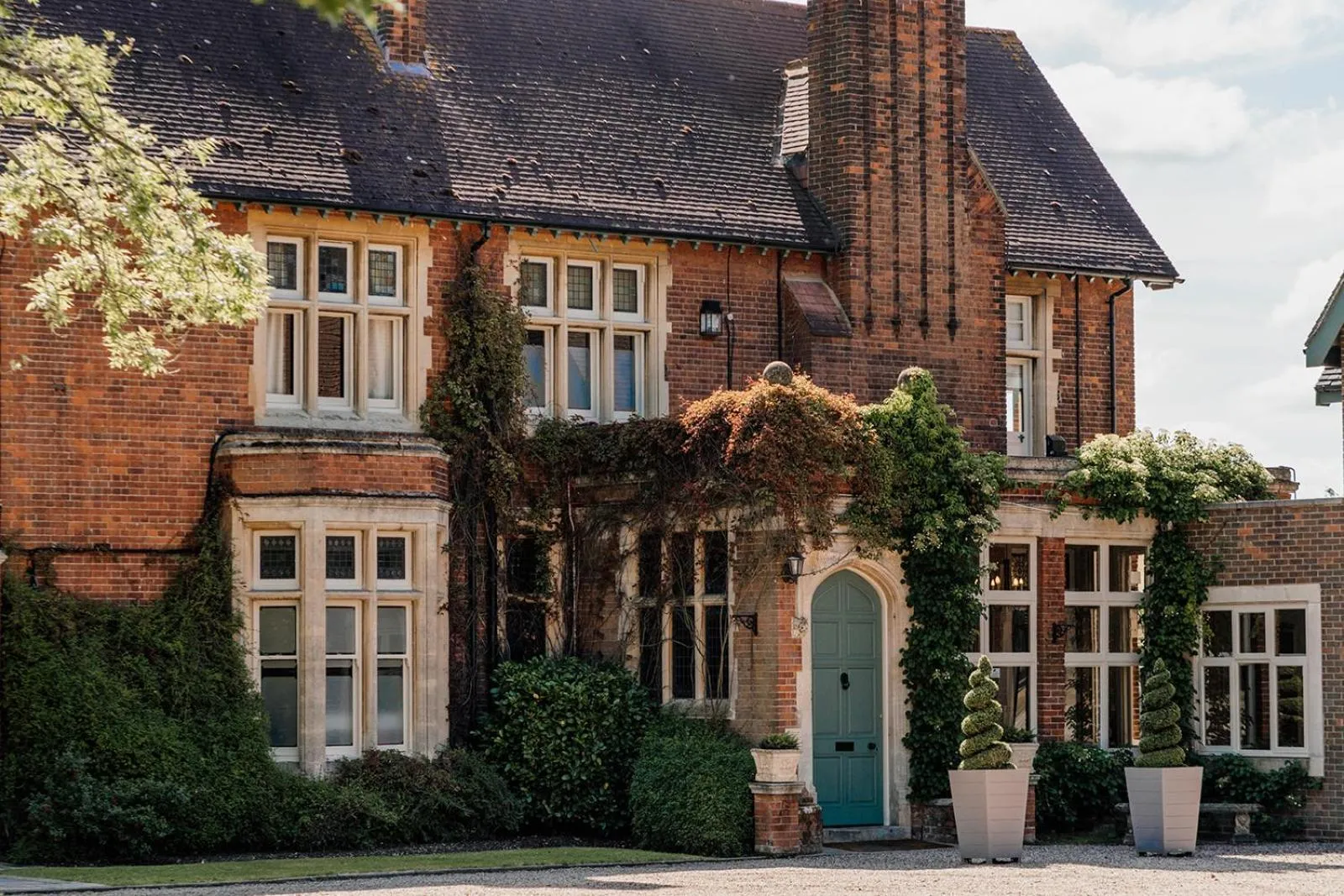 Property building in Pontlands Park Hotel