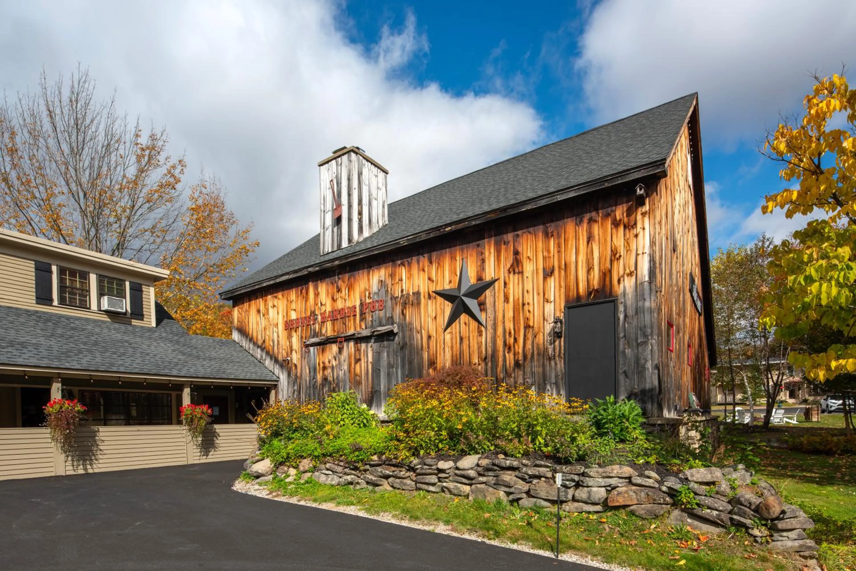 Decorative detail in Whitneys Inn at Black Mountain