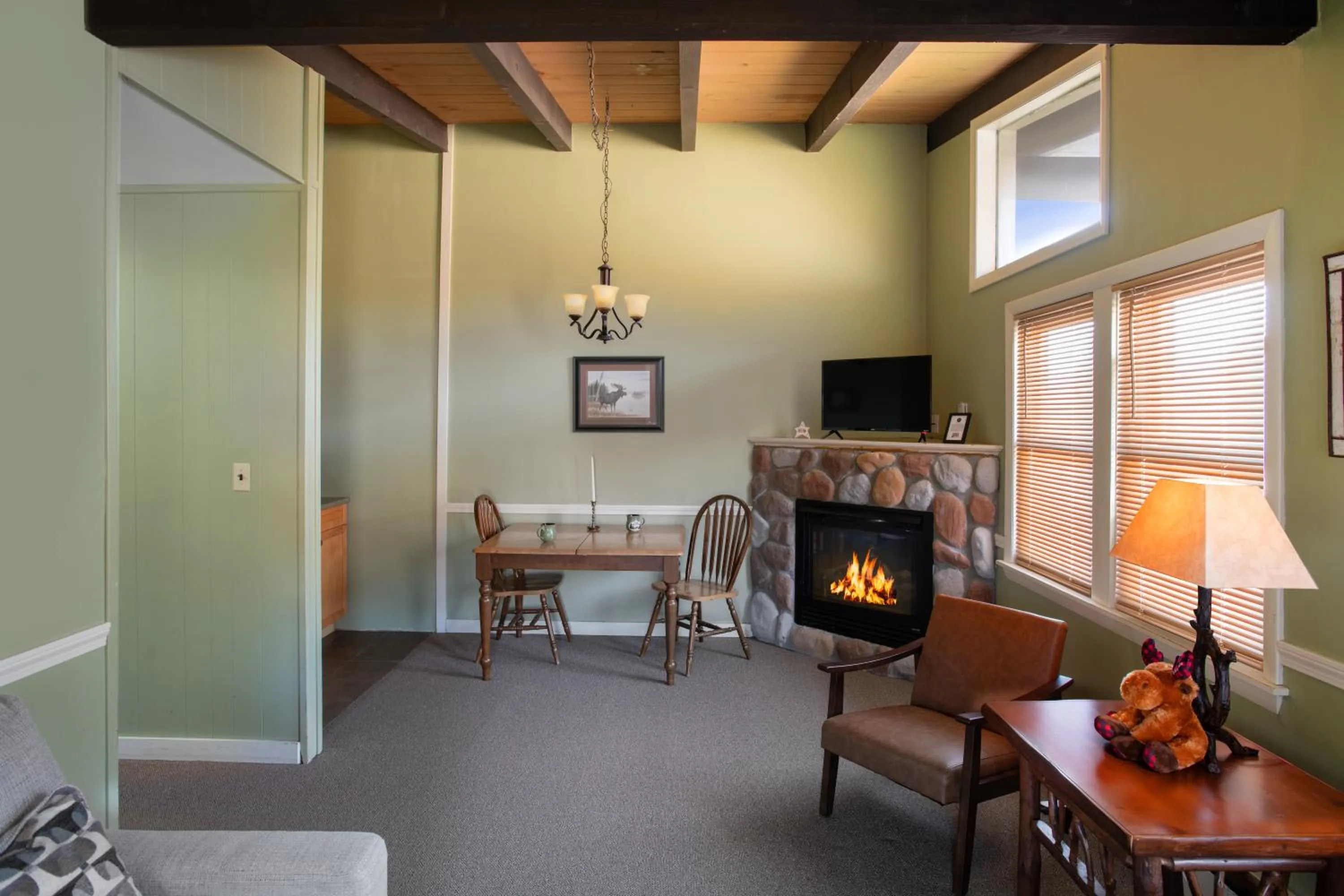 Living room in Whitneys Inn at Black Mountain