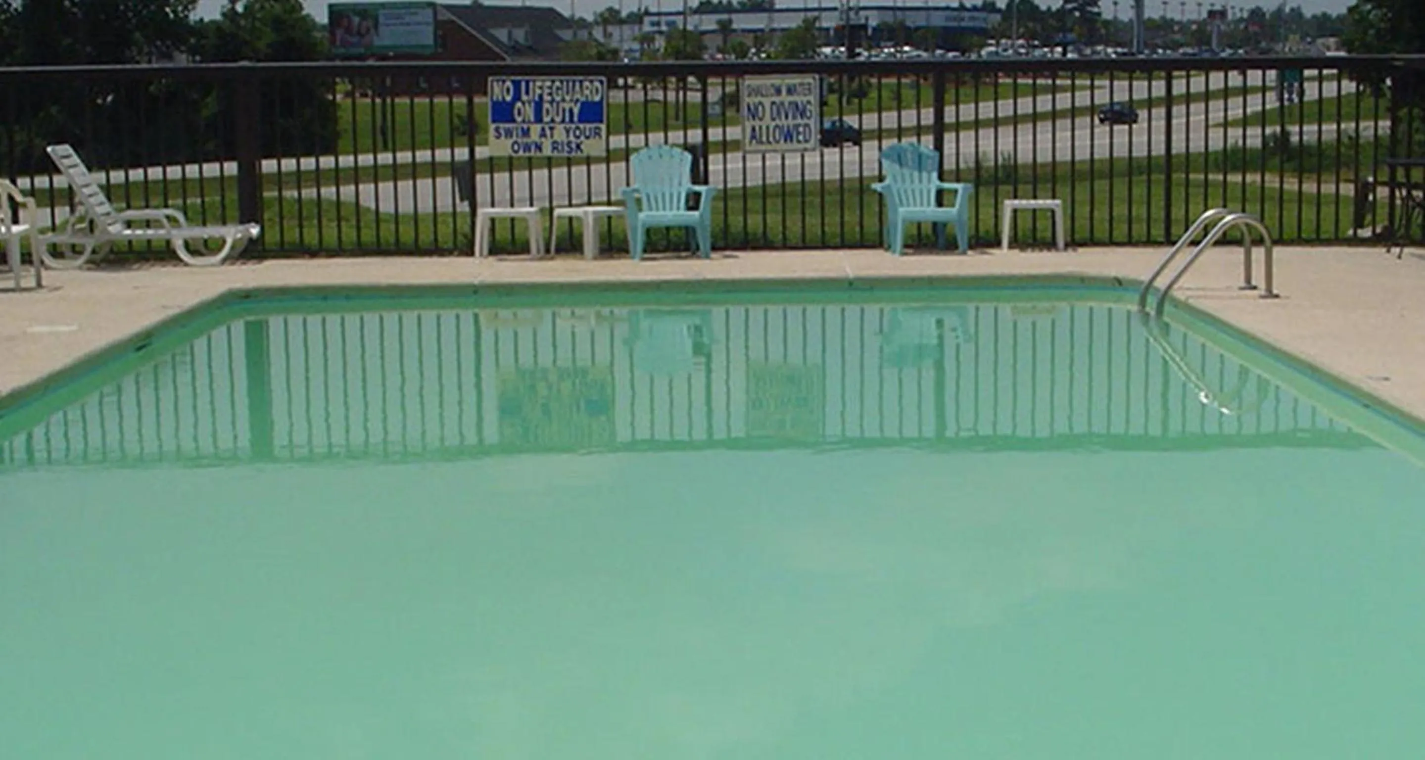 Swimming pool in Travel Inn - Lugoff