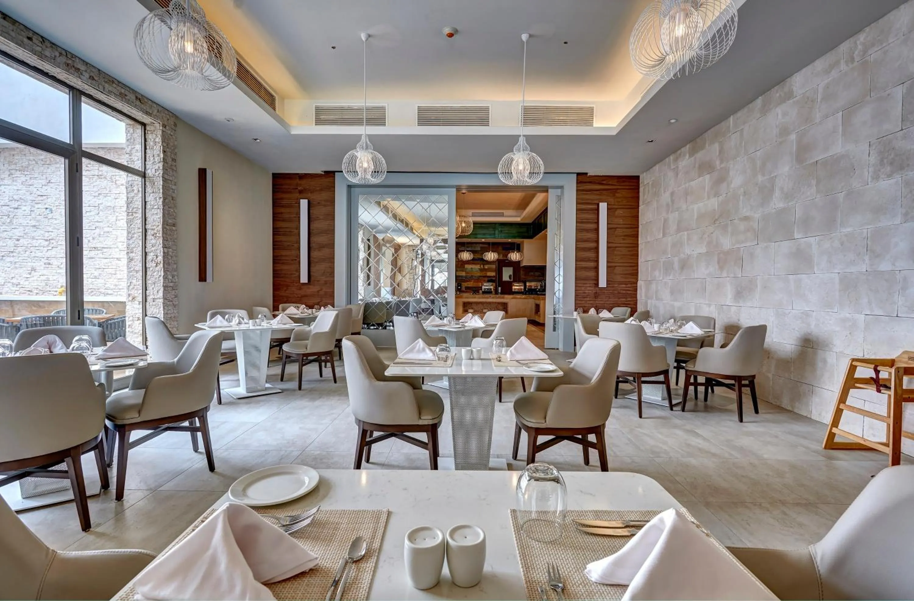 Restaurant/places to eat in Royalton Antigua, An Autograph Collection All-Inclusive Resort