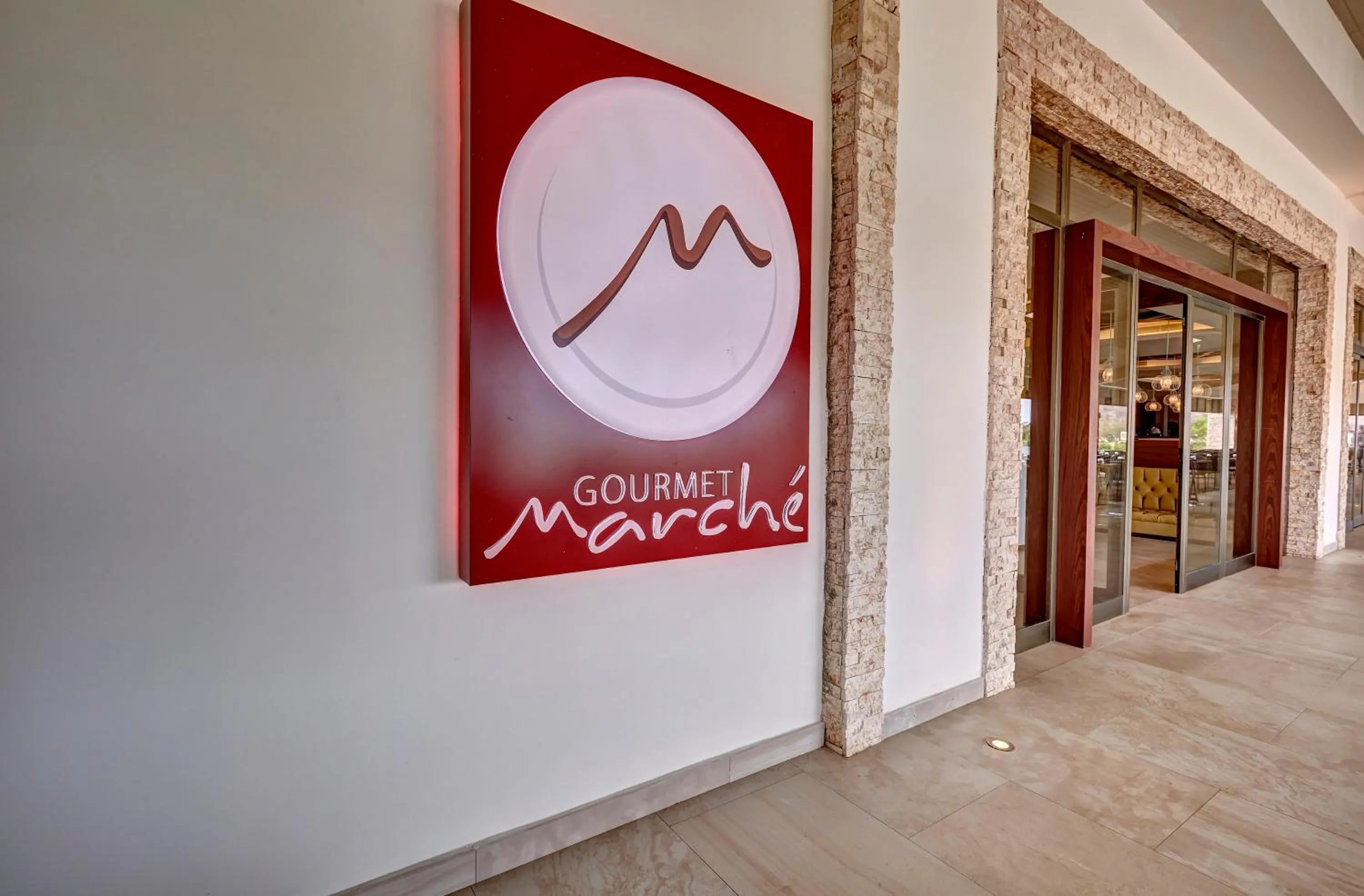 Restaurant/places to eat in Royalton Antigua, An Autograph Collection All-Inclusive Resort