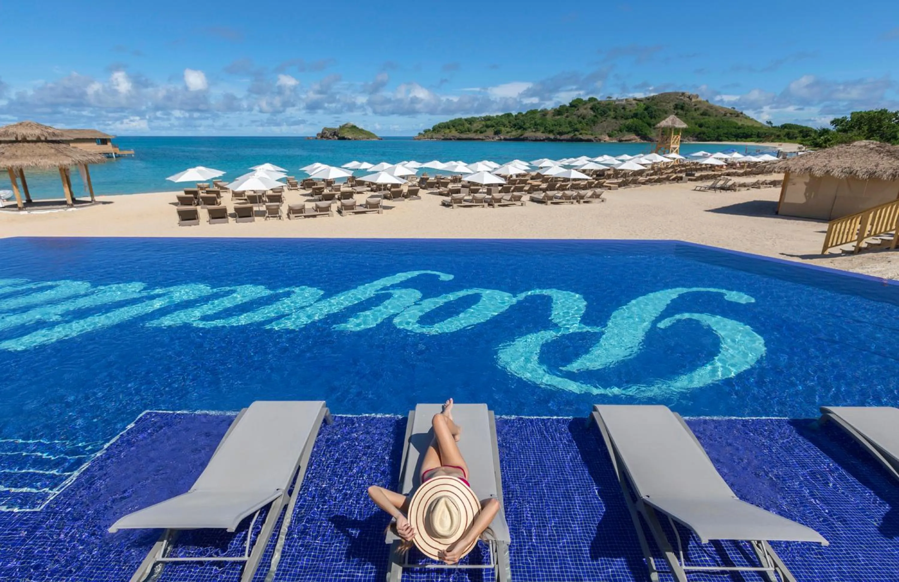 Swimming pool in Royalton Antigua, An Autograph Collection All-Inclusive Resort