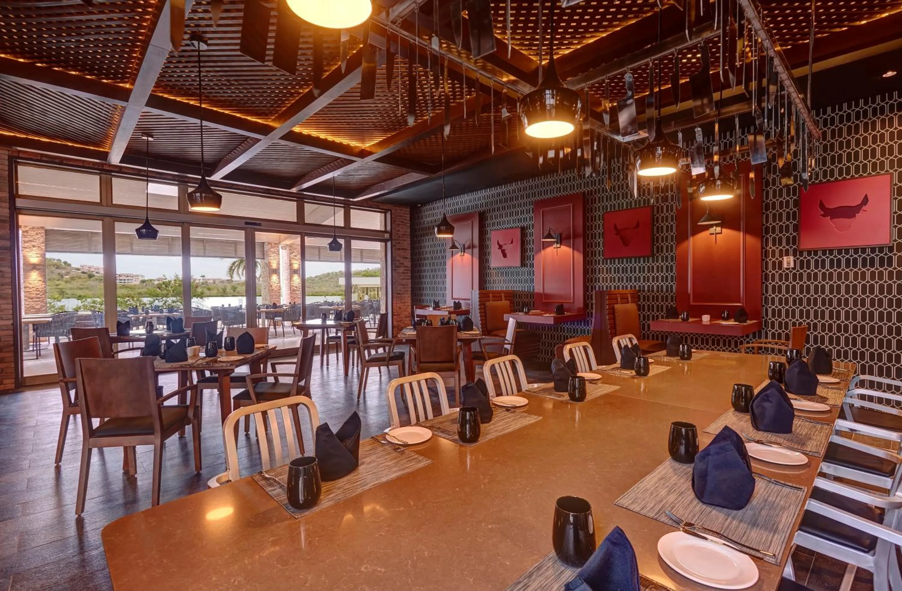 Restaurant/places to eat in Royalton Antigua, An Autograph Collection All-Inclusive Resort