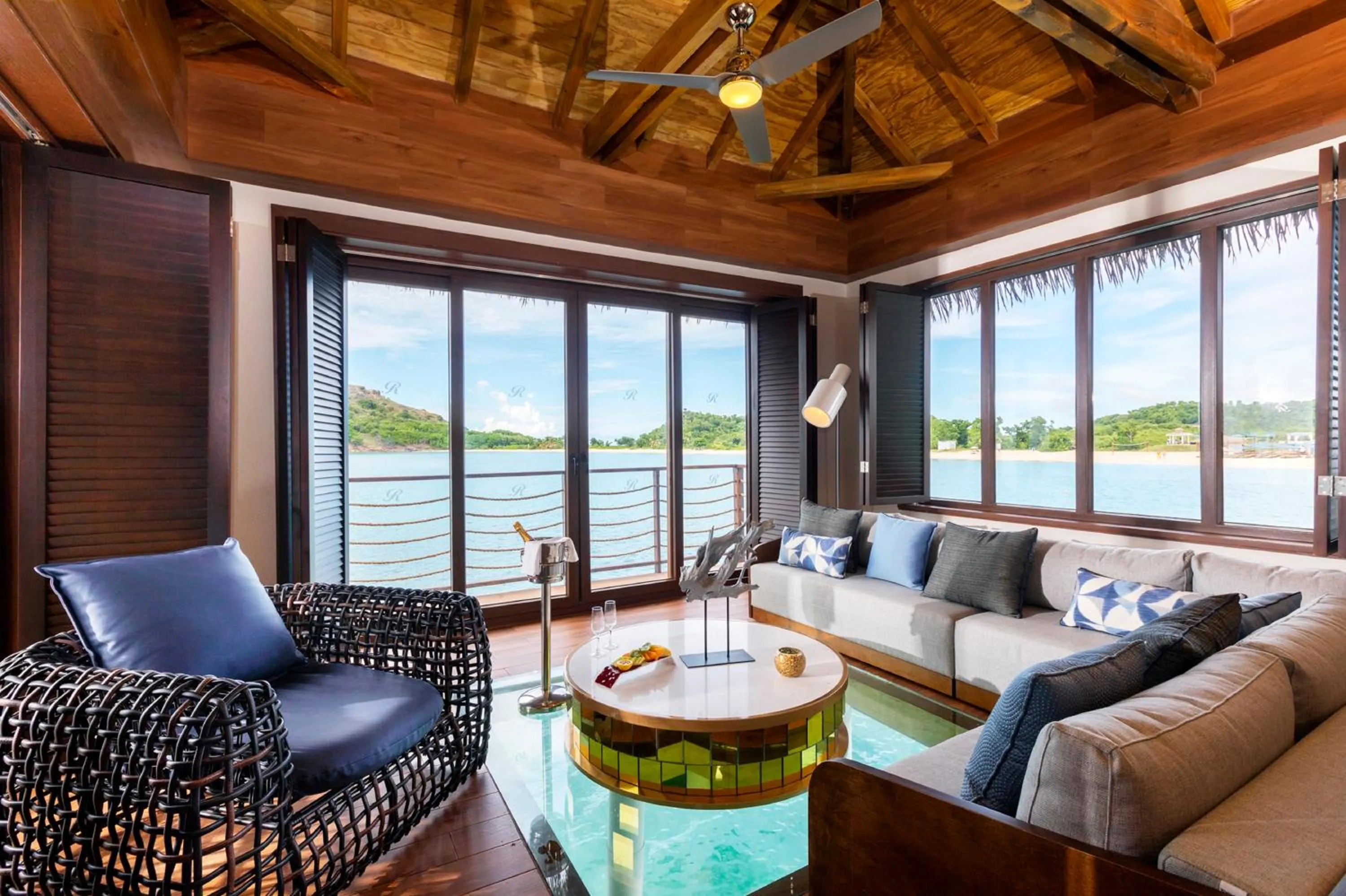 Living room in Royalton Antigua, An Autograph Collection All-Inclusive Resort