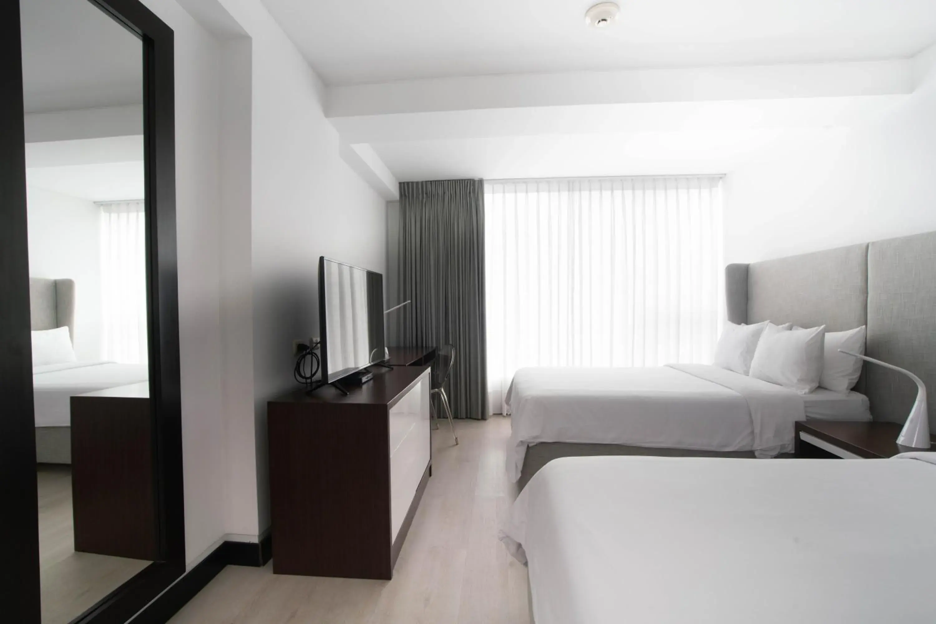 Premium Double Room with Two Double Beds in Radisson Hotel Decapolis Miraflores Premium Double Room with Two Double Beds in Radisson Hotel Decapolis Miraflores