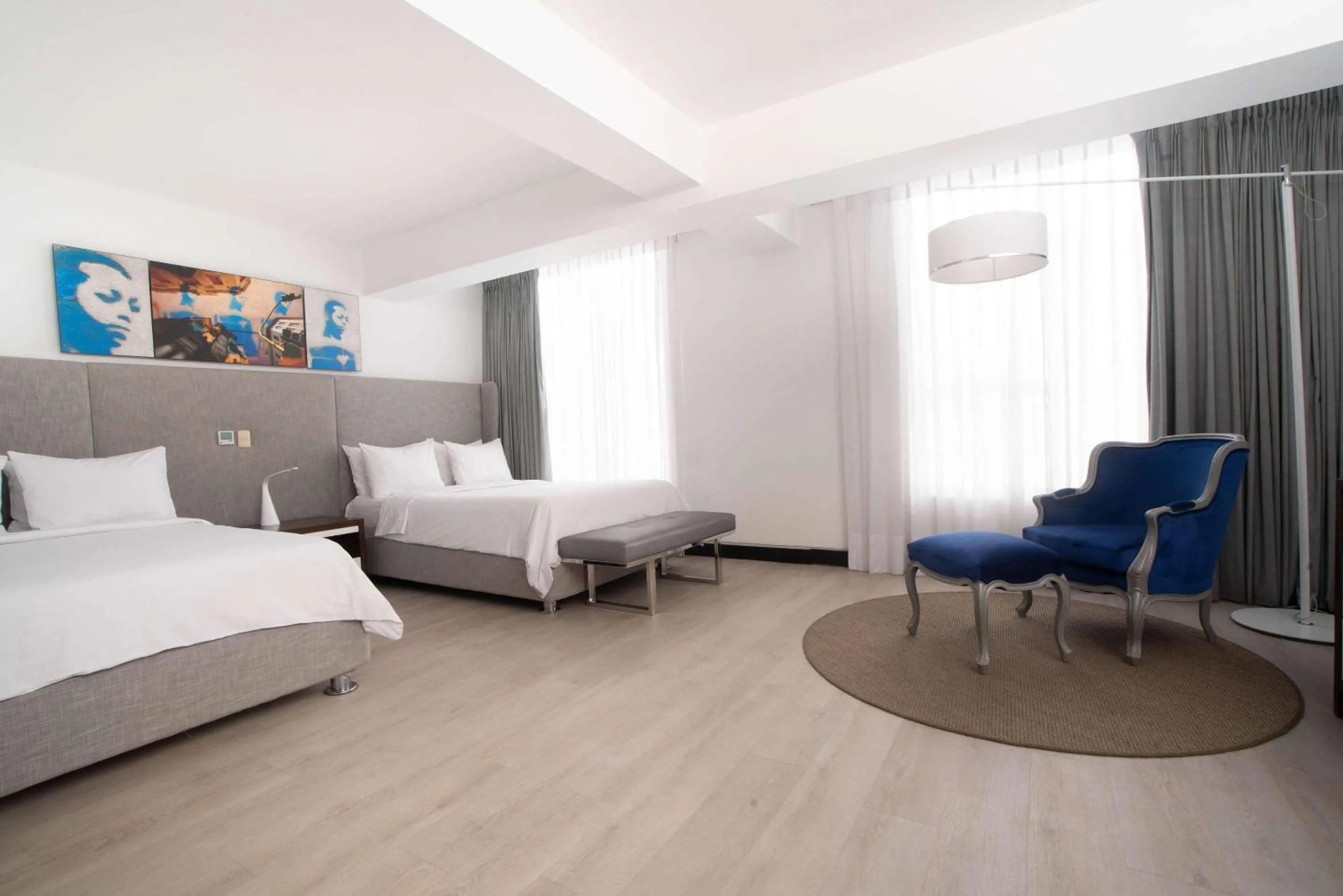 Bedroom, Bed in Radisson Hotel Decapolis Miraflores