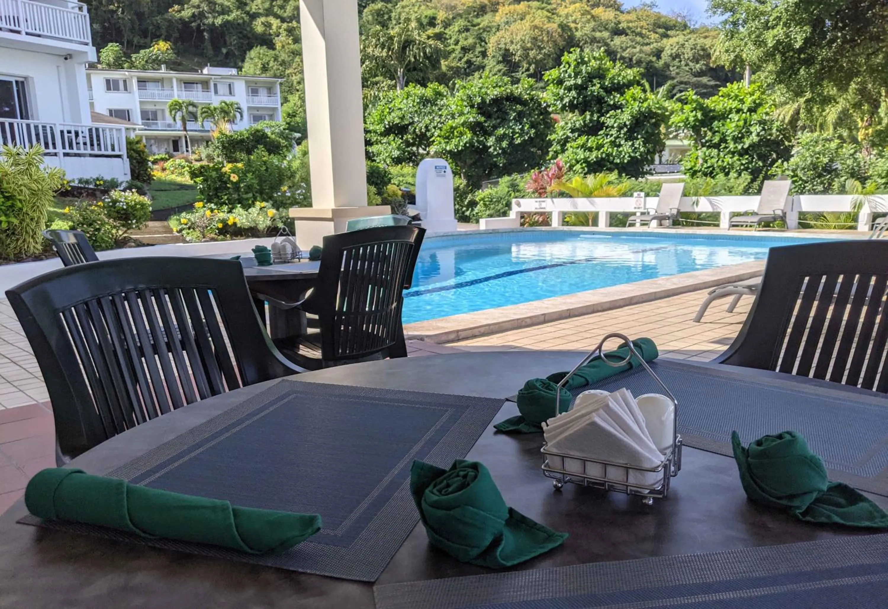 Restaurant/places to eat in Siesta Hotel