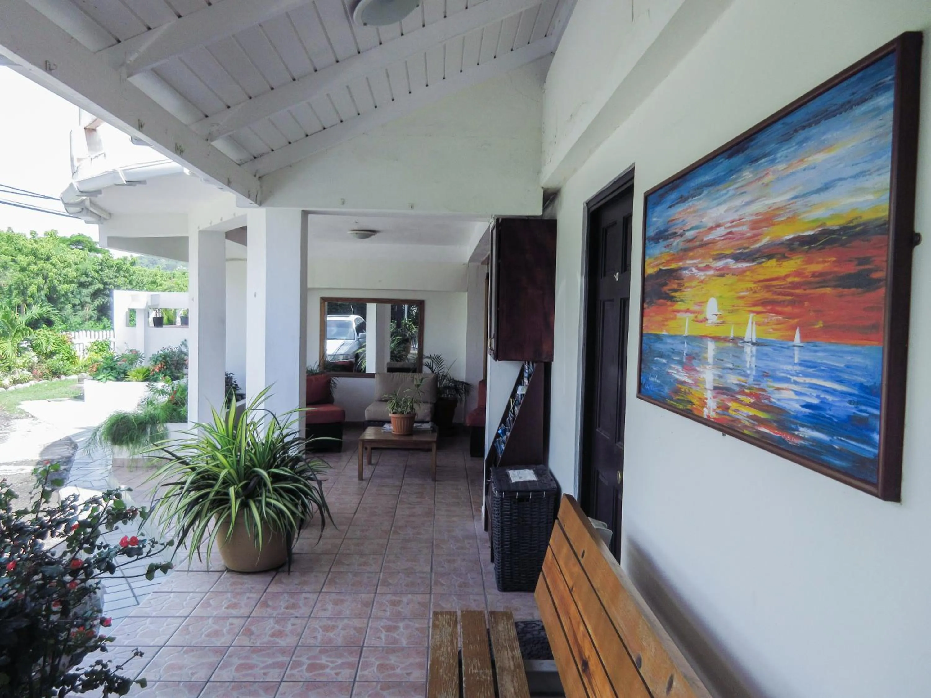 Facade/entrance in Siesta Hotel