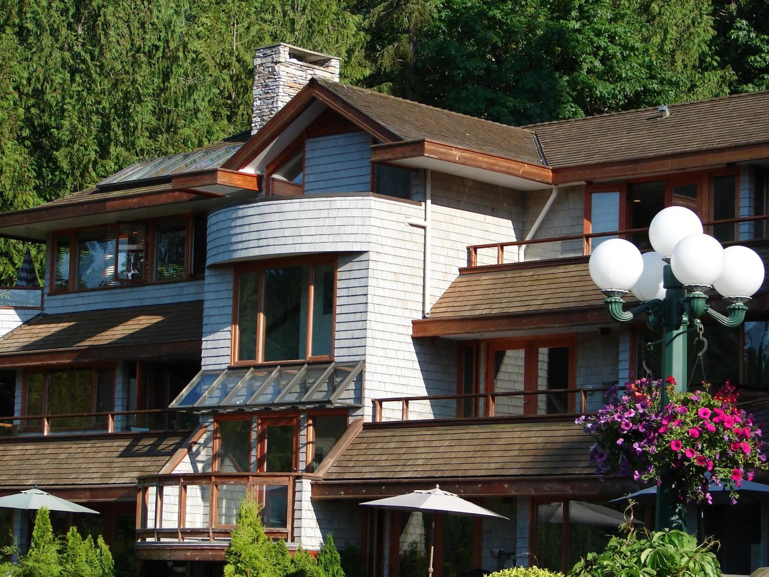 Property building in Sunshine Coast Resort