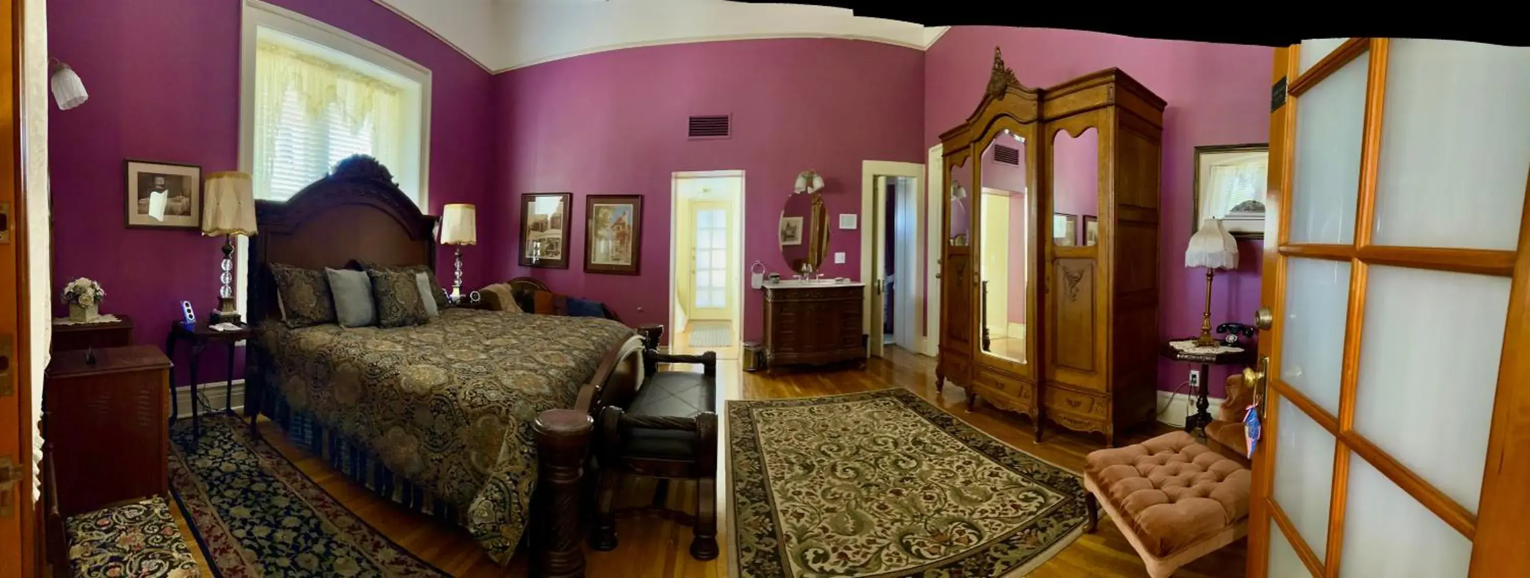 Standard Triple Room in The Blenman Inn Standard Triple Room in The Blenman Inn