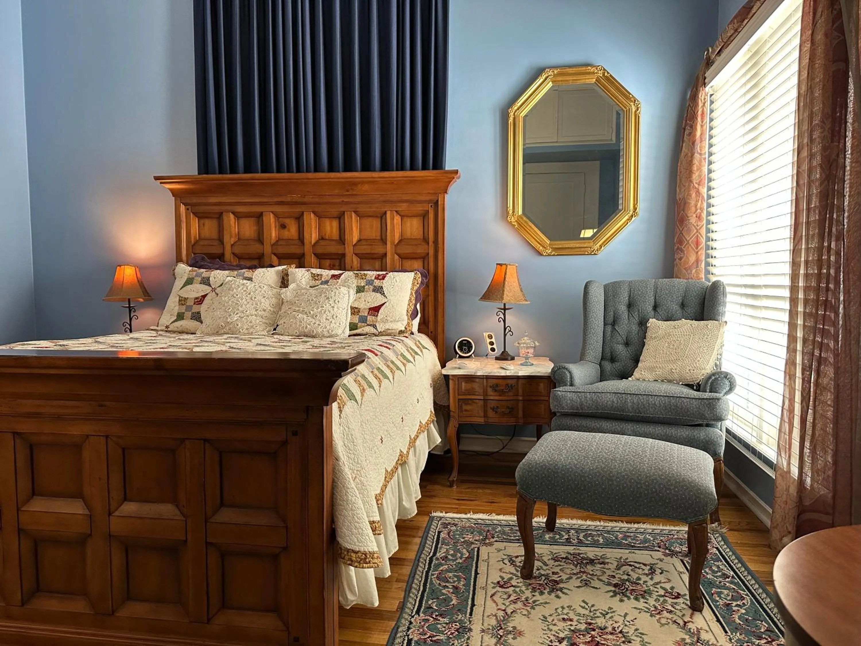 Bed in The Blenman Inn