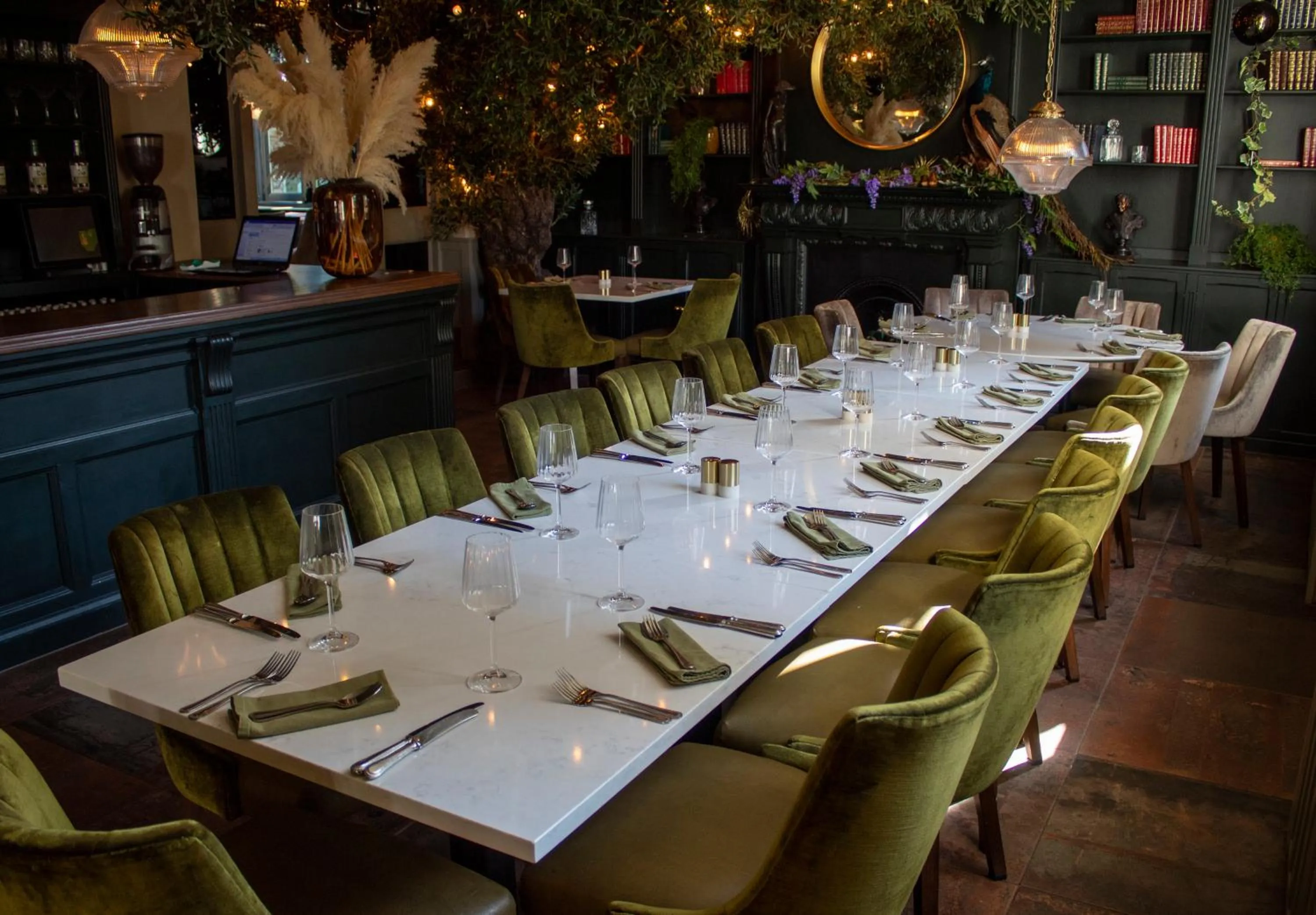 Restaurant/places to eat in J.D.Young