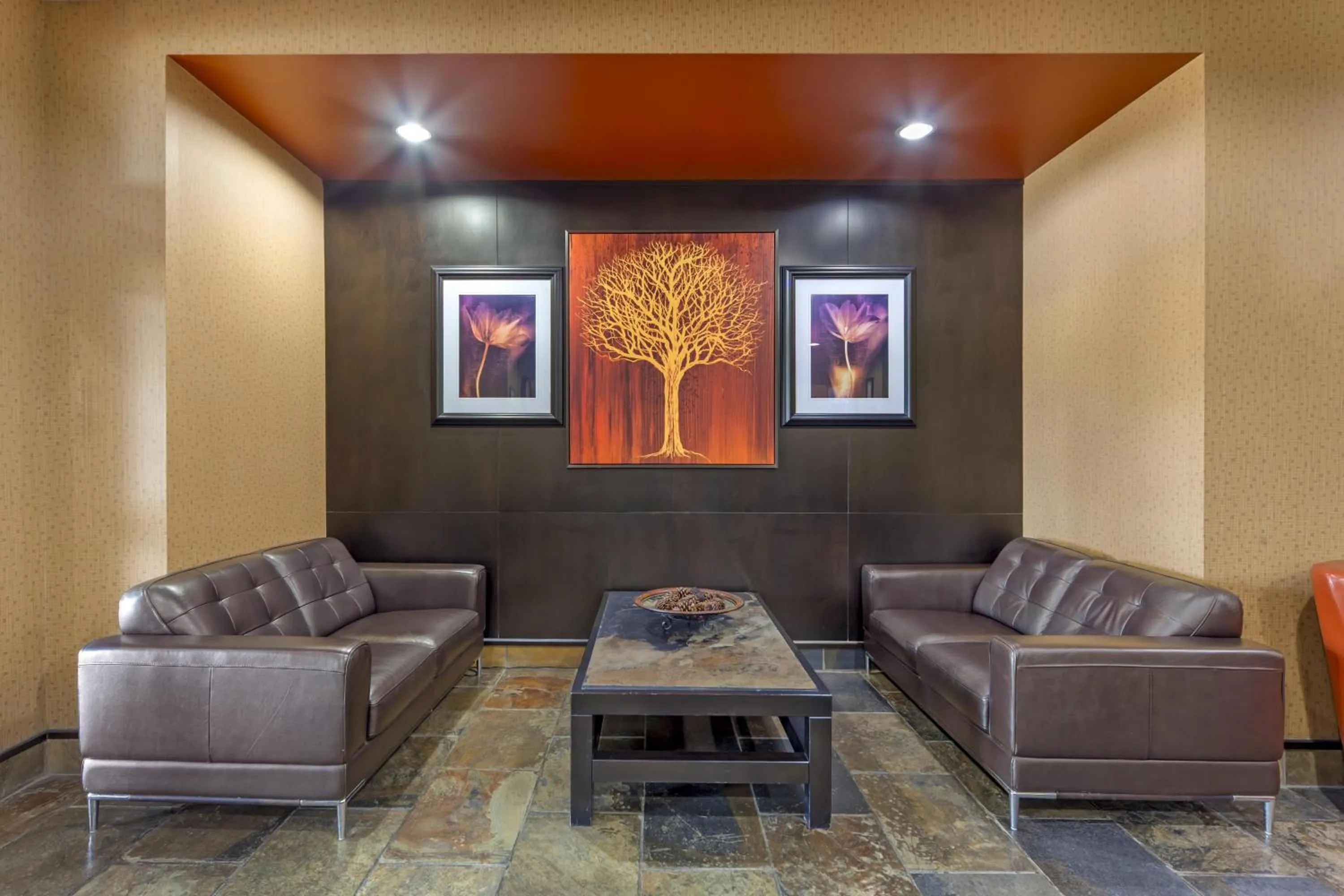 Lobby or reception in Best Western Bonnyville Inn & Suites