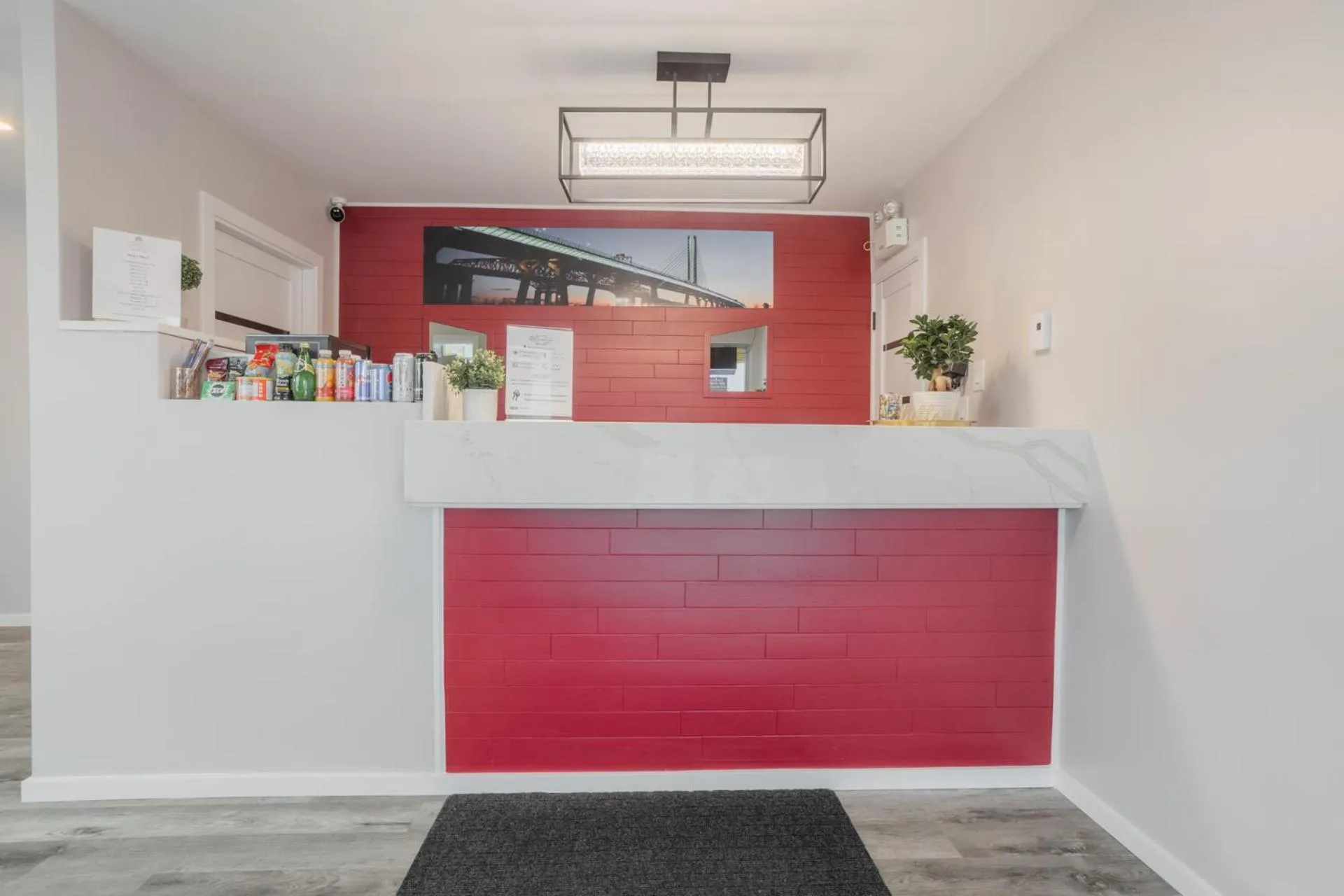 Property building in Motel Champlain