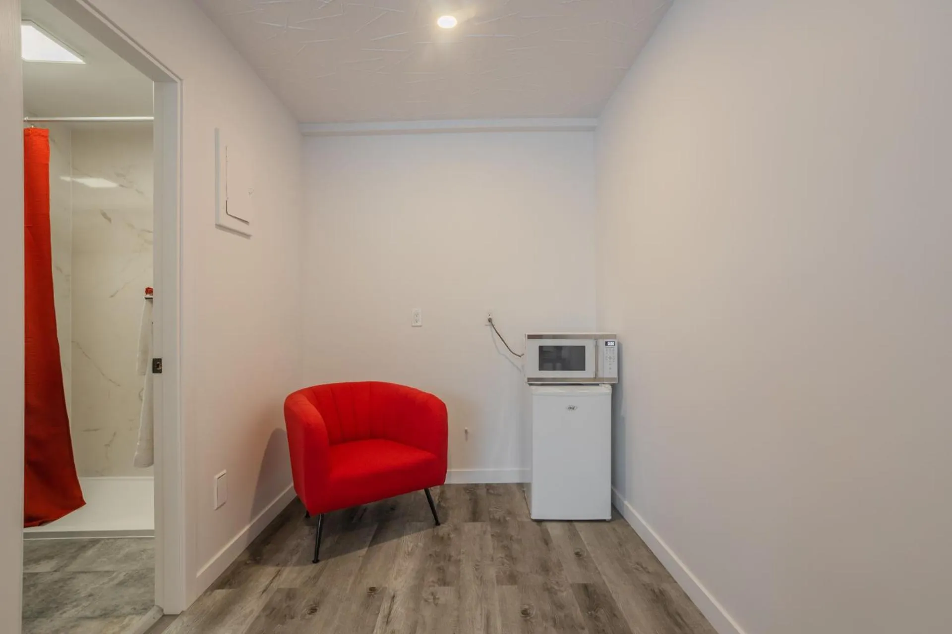 minibar in Motel Champlain