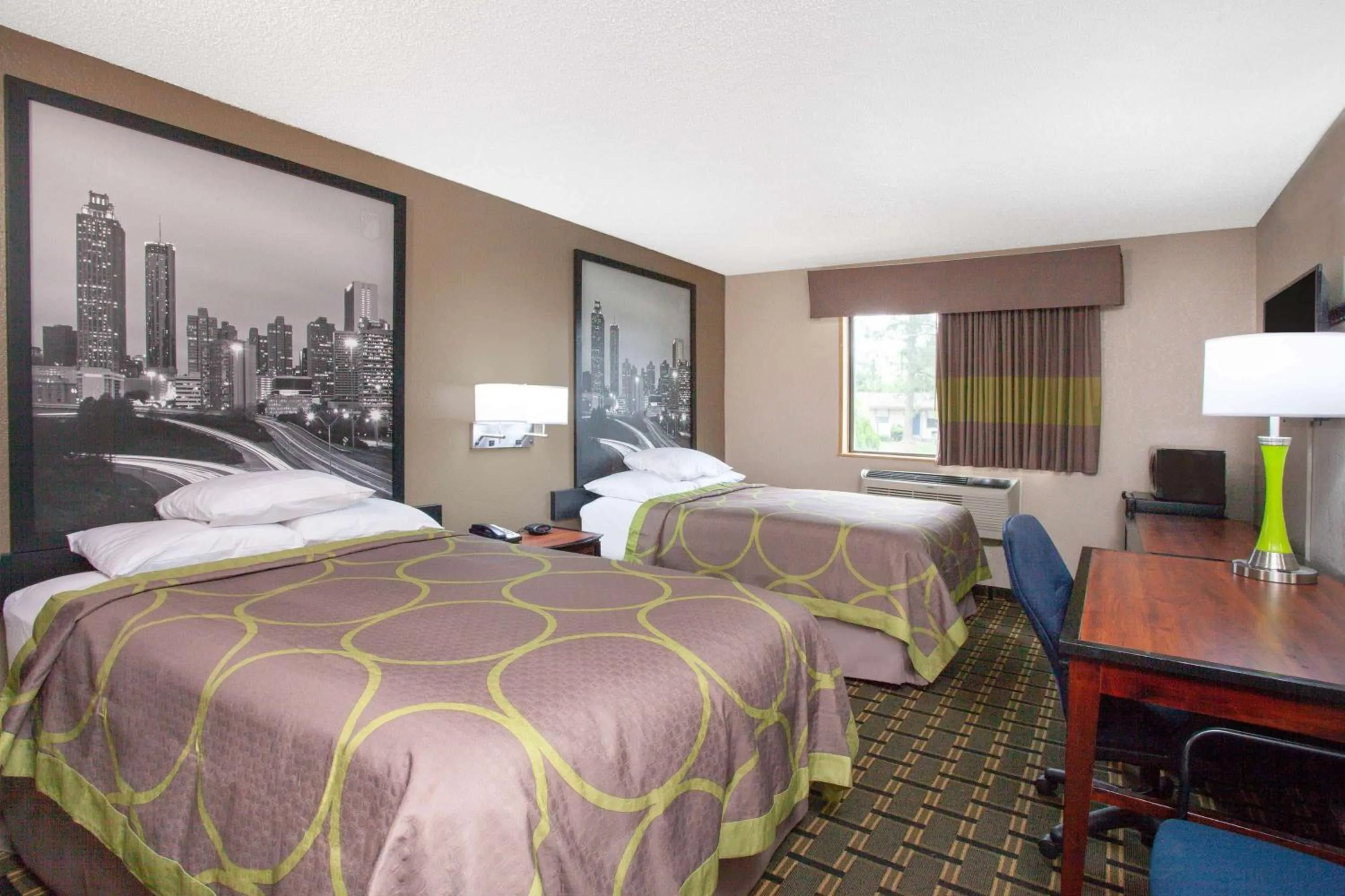 Photo of the whole room, Bed in Super 8 by Wyndham Waycross GA