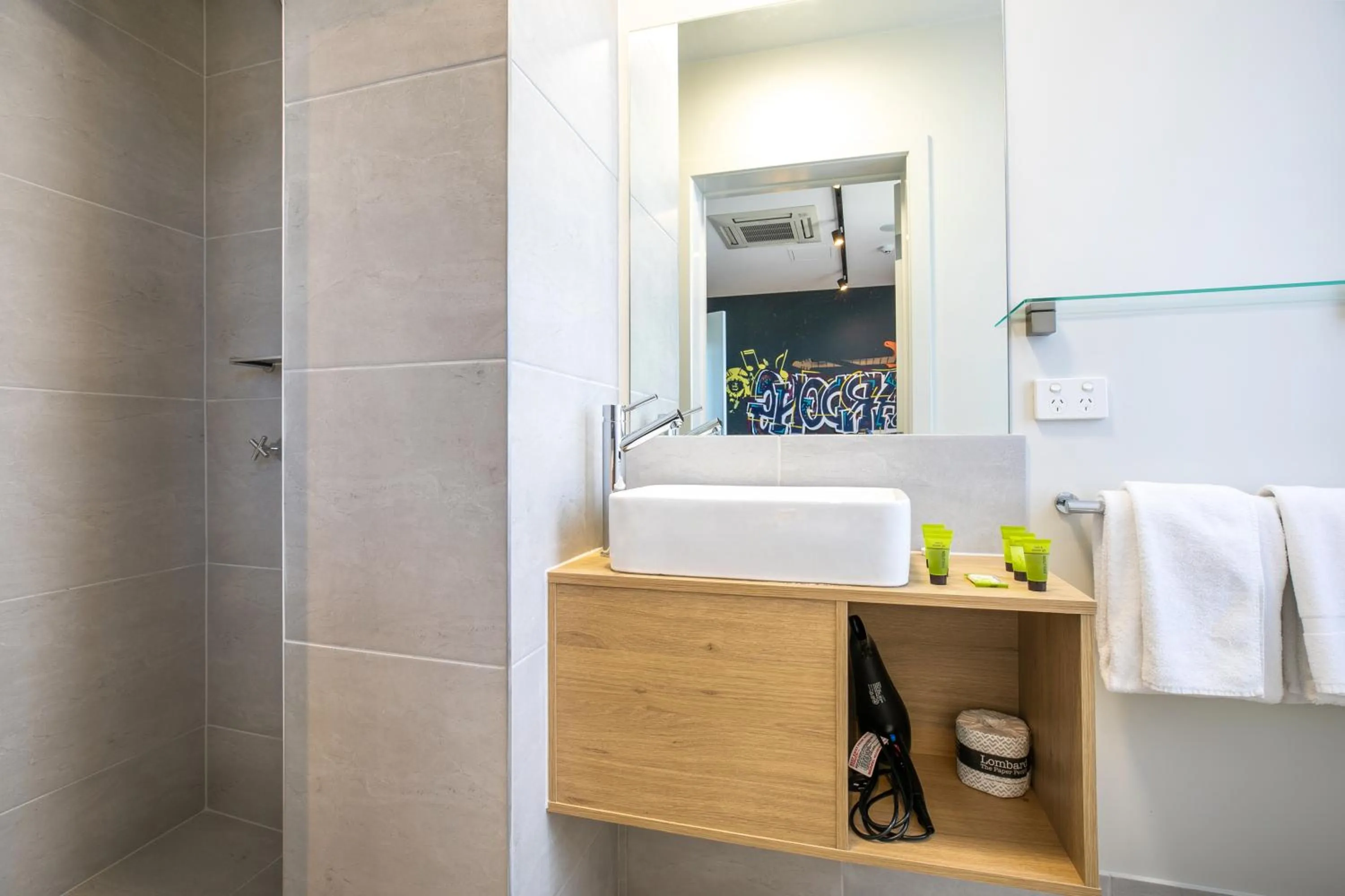 Bathroom in Nightcap at Chardons Corner Hotel