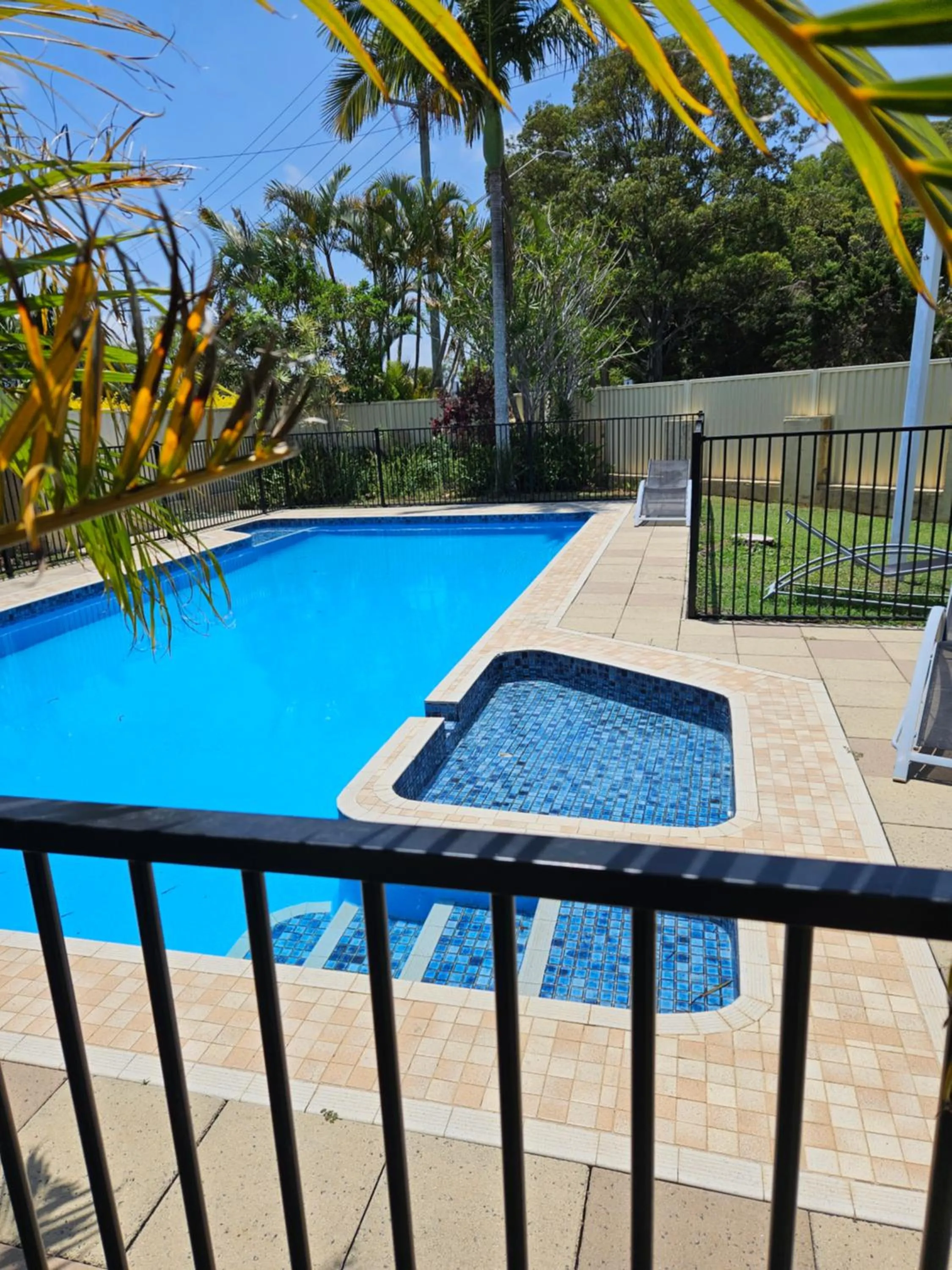 Swimming pool in Ballina Colonial Motel